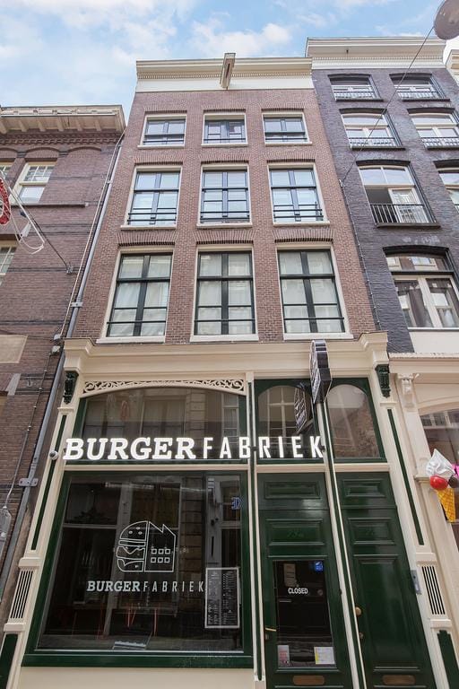 Foto van Warmoesstraat 733, Amsterdam