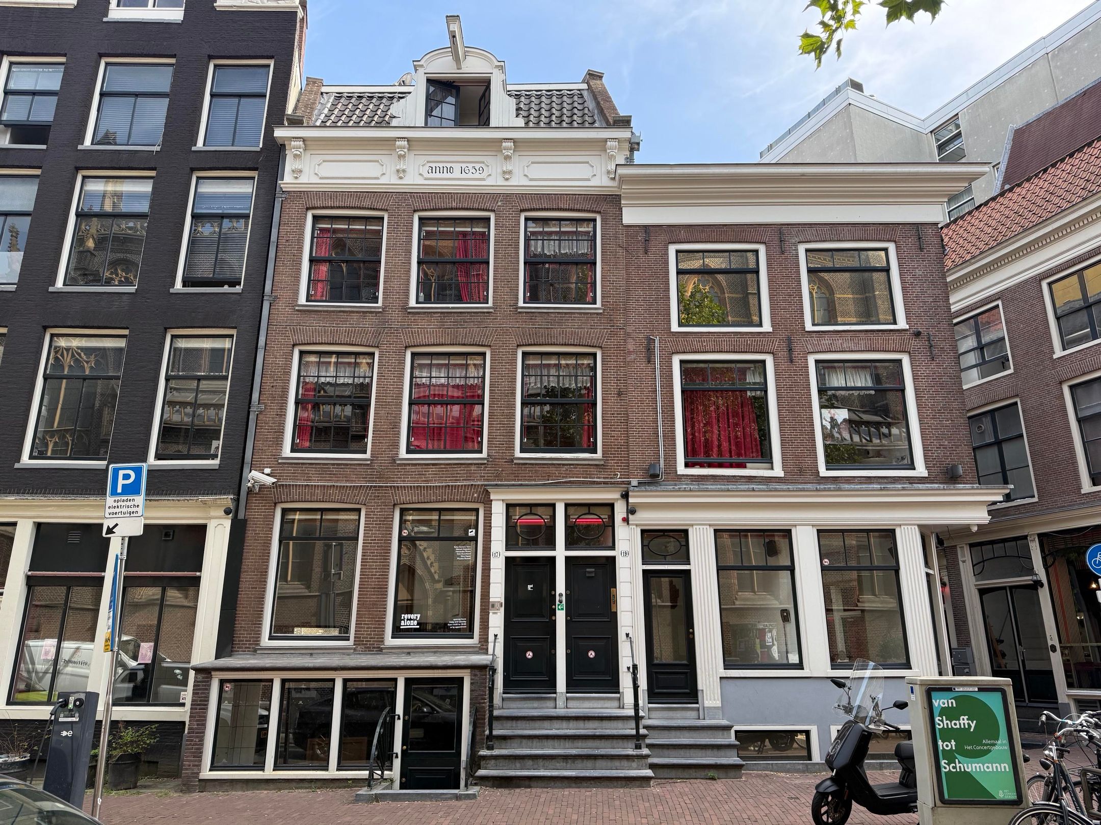 Foto van Spuistraat 17, Amsterdam