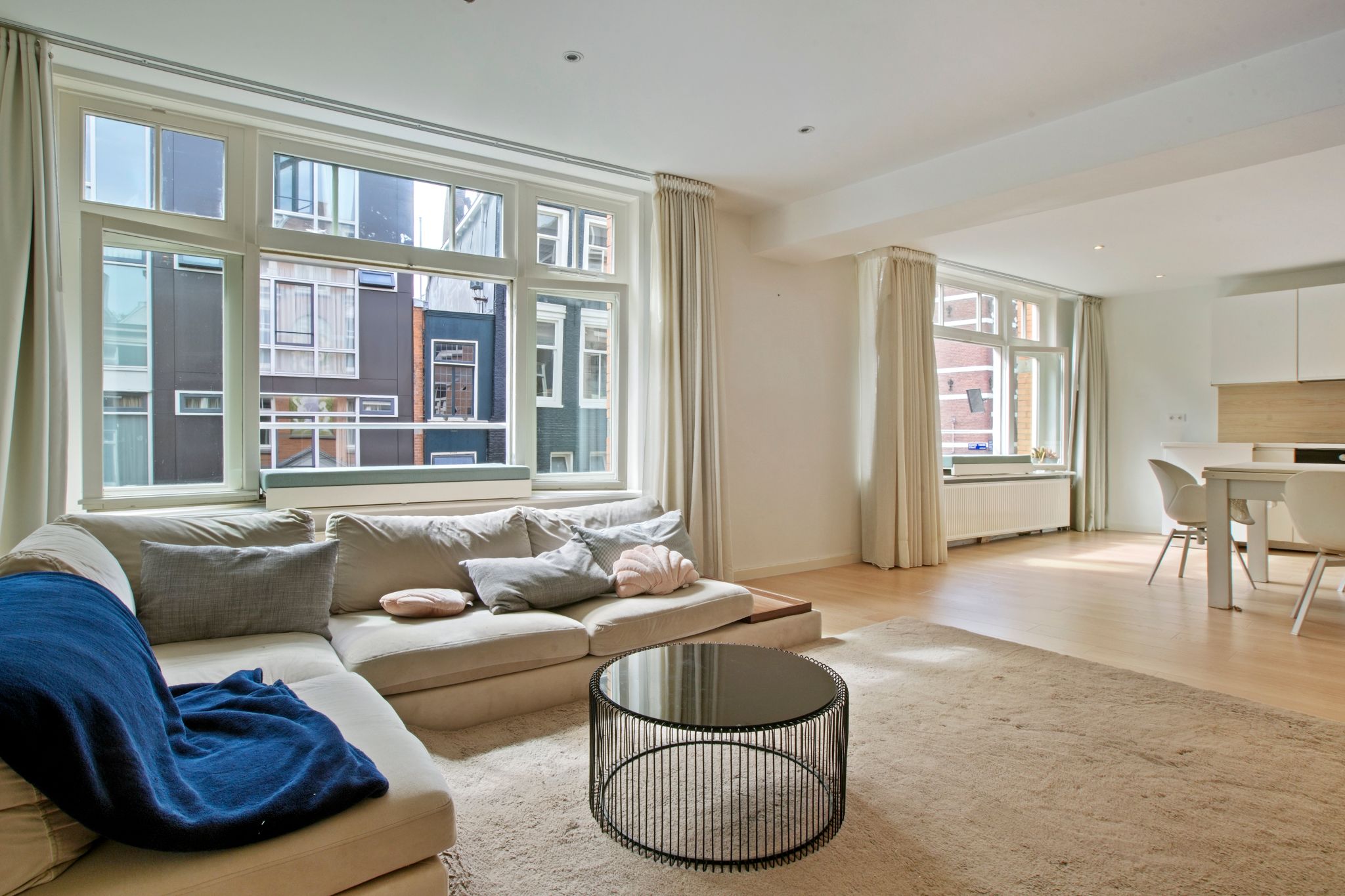 Foto van Haarlemmerstraat 241, Amsterdam