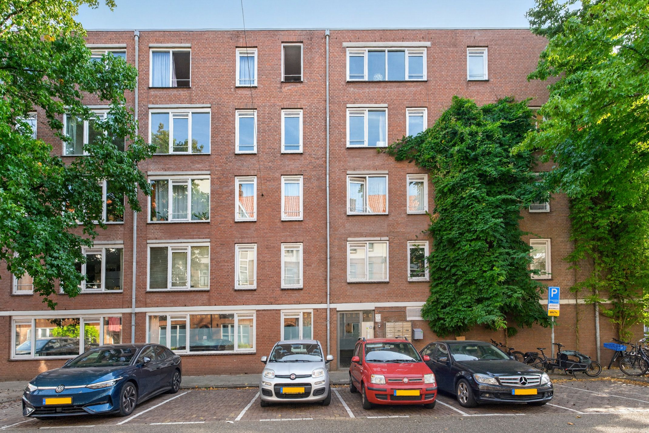 Foto van Nova Zemblastraat 237, Amsterdam