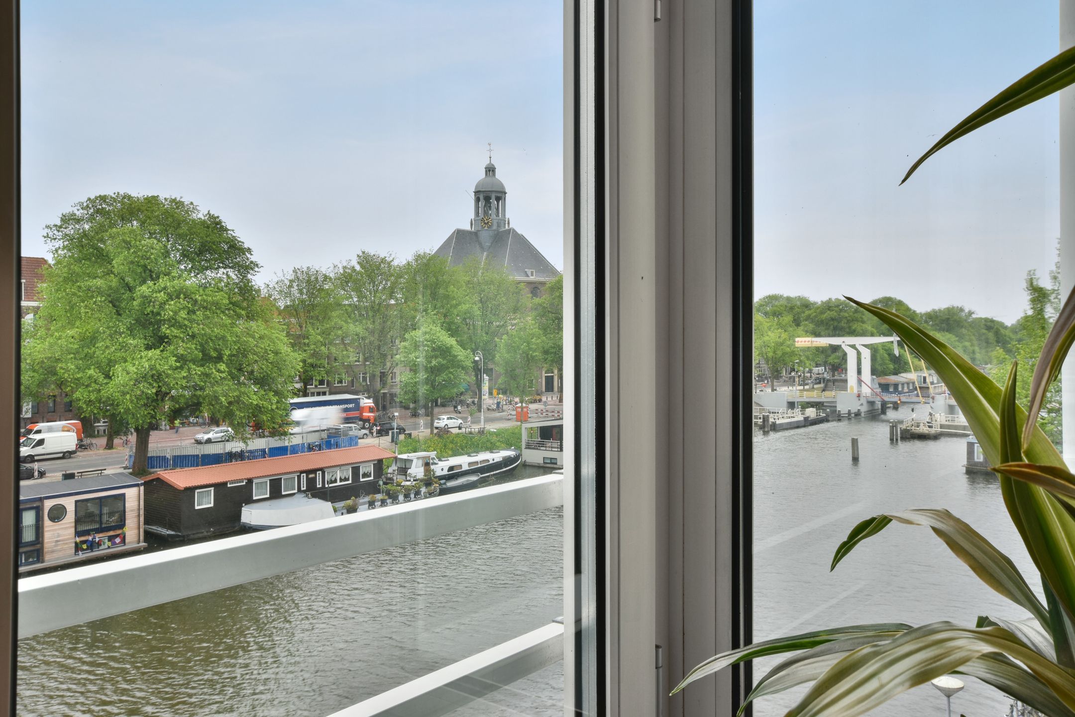 Foto van Nieuwevaart 151, Amsterdam