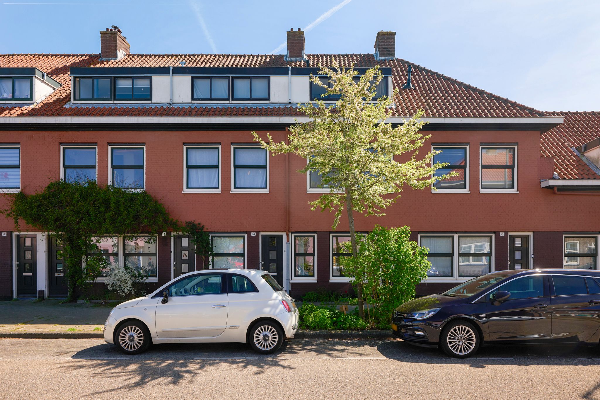Foto van Sneeuwbalstraat 10, Amsterdam
