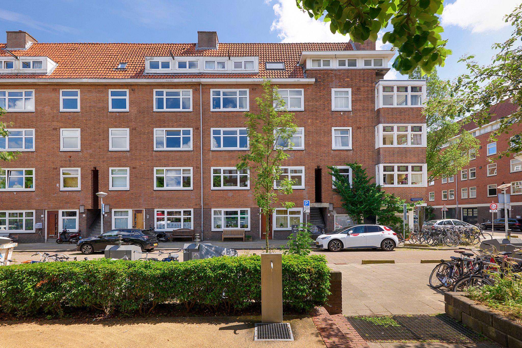 Foto van Paramariboplein 41, Amsterdam