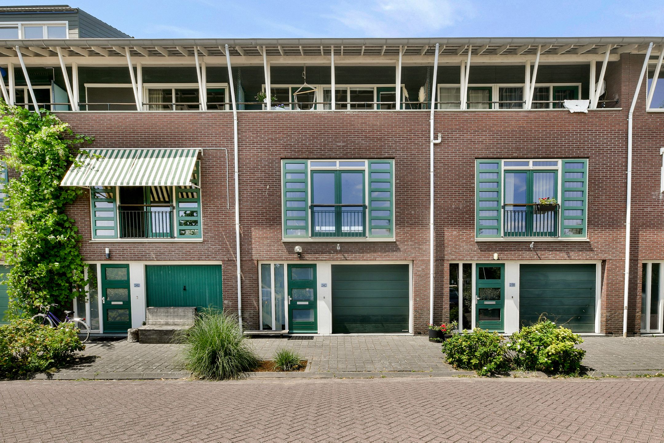 Foto van P. Hans Frankfurthersingel 240, Amsterdam