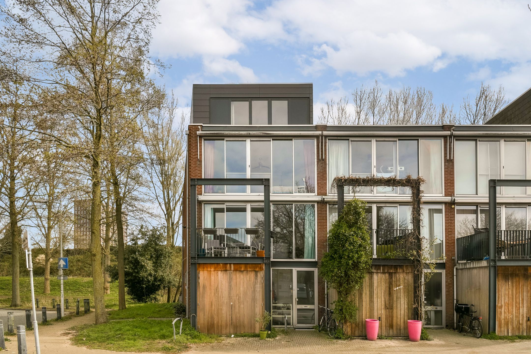 Foto van Hof van Versailles 3, Amsterdam
