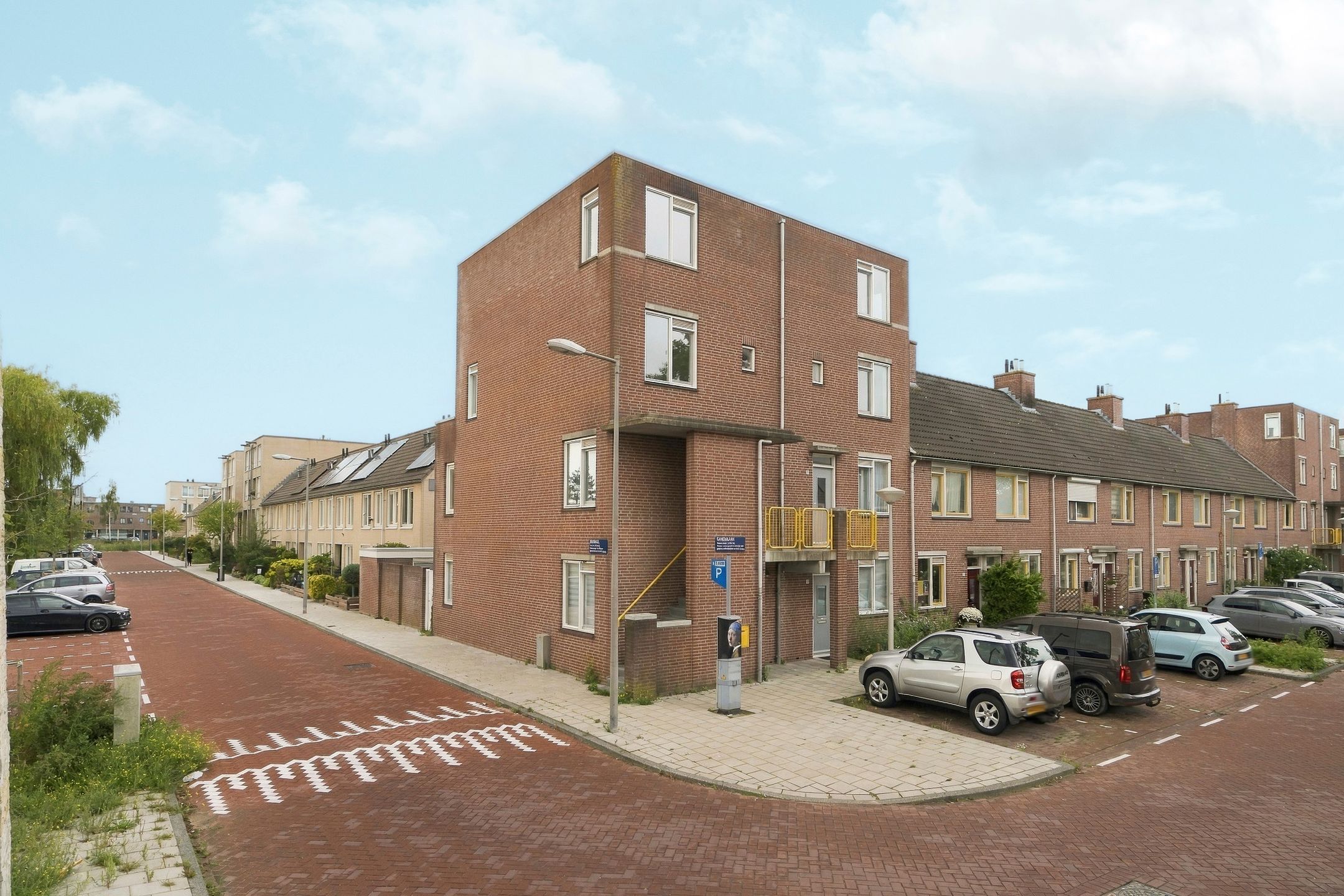 Foto van M. Gandhilaan 134, Amsterdam