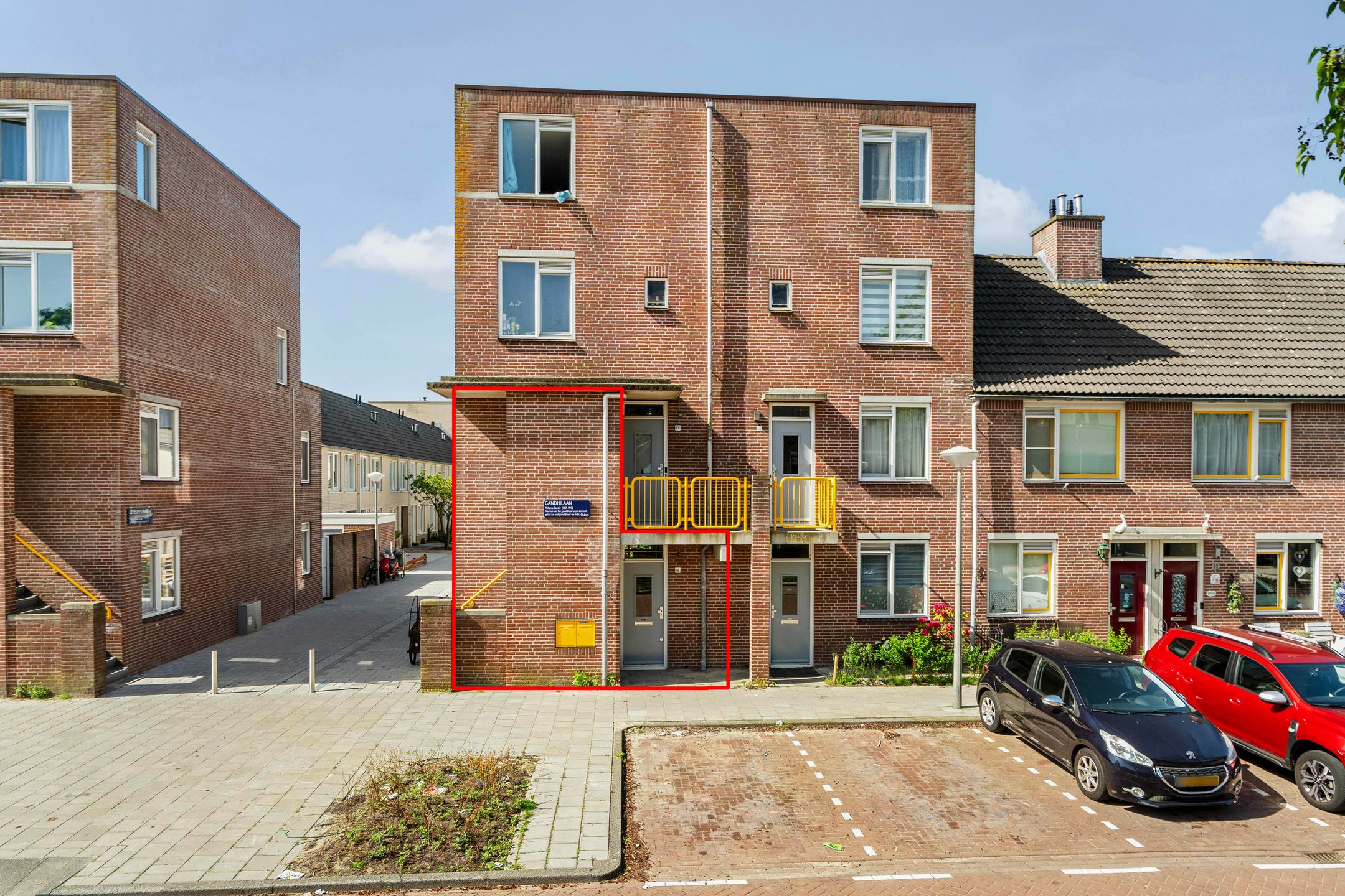 Foto van M. Gandhilaan 98, Amsterdam