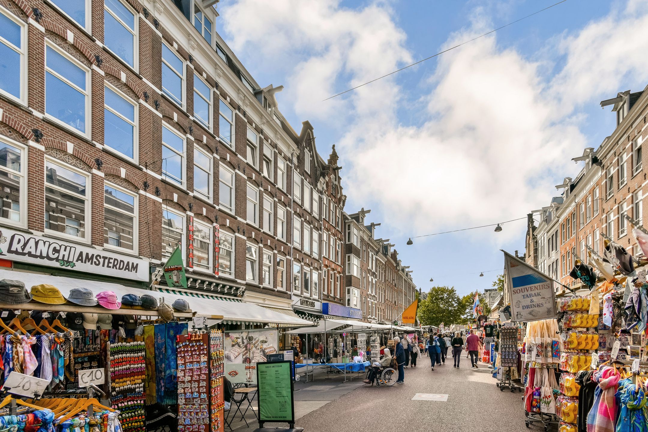 Foto van Albert Cuypstraat 2584A, Amsterdam