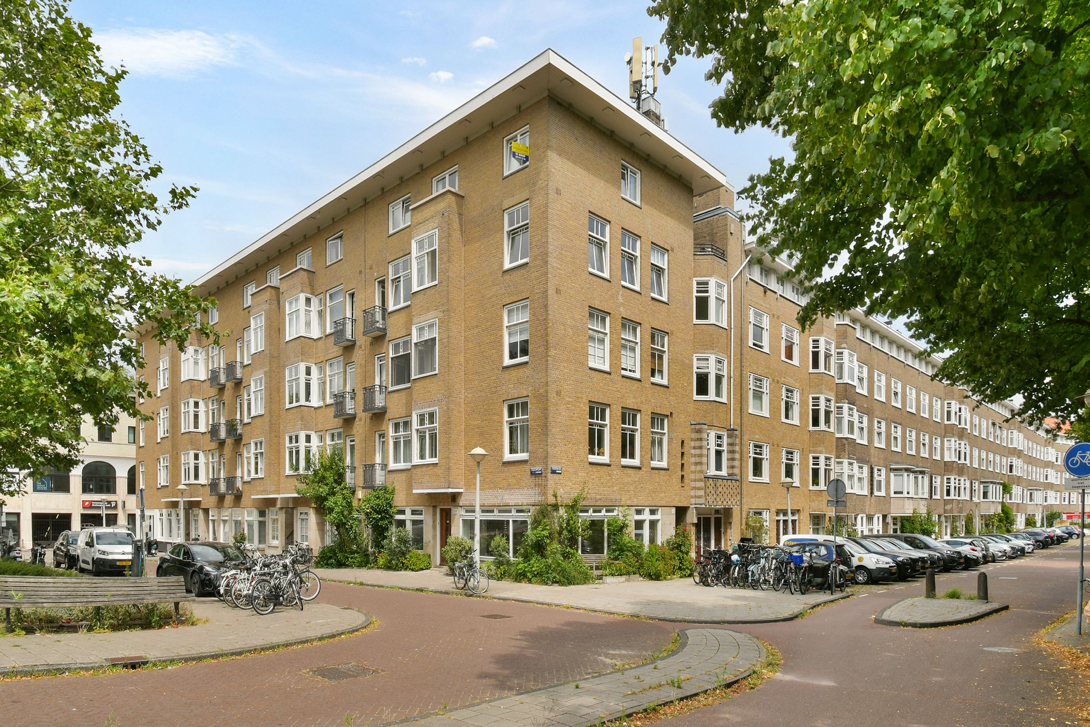 Foto van Stadionplein 89, Amsterdam