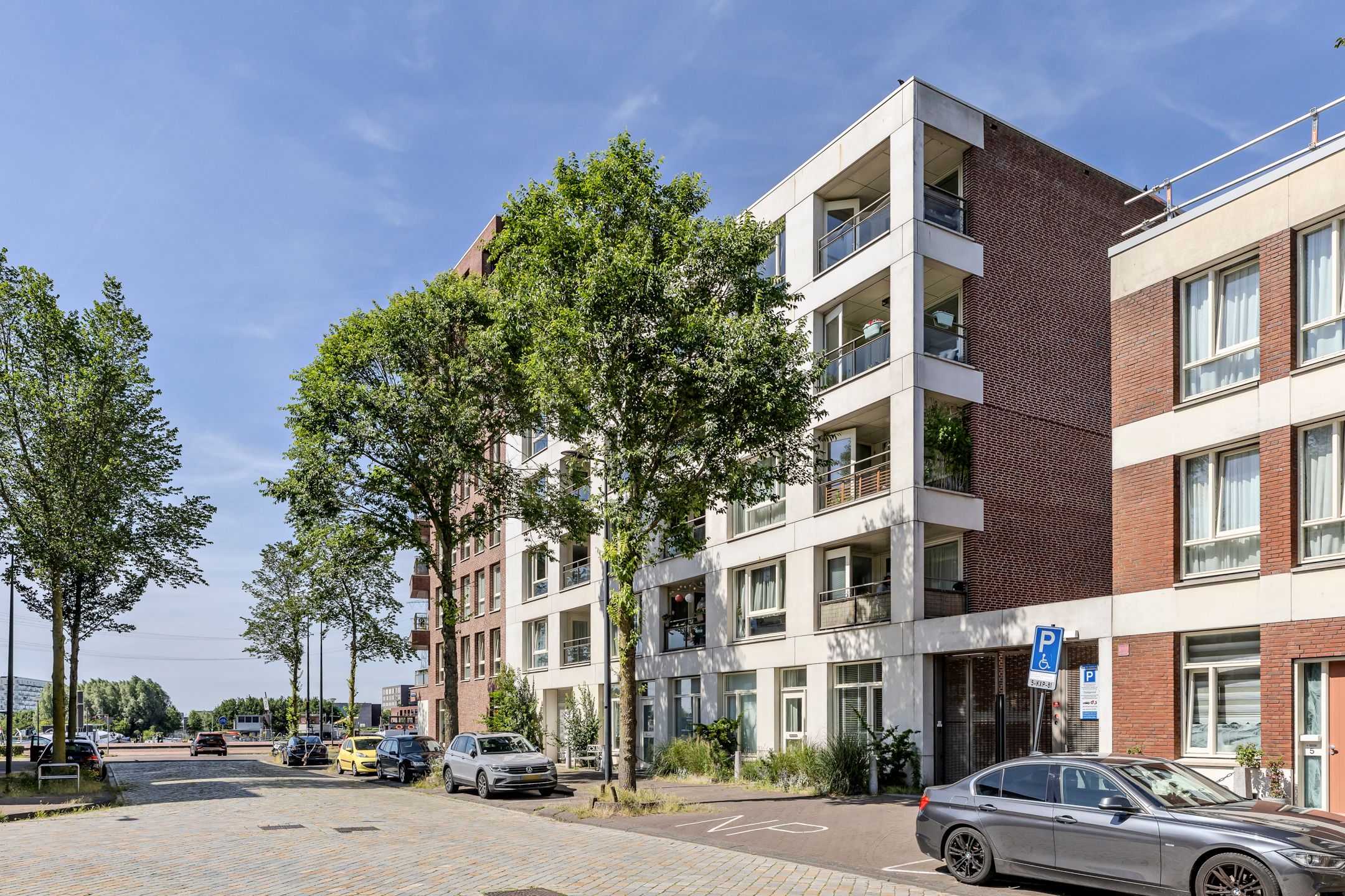 Foto van Cas Oorthuyskade 230, Amsterdam