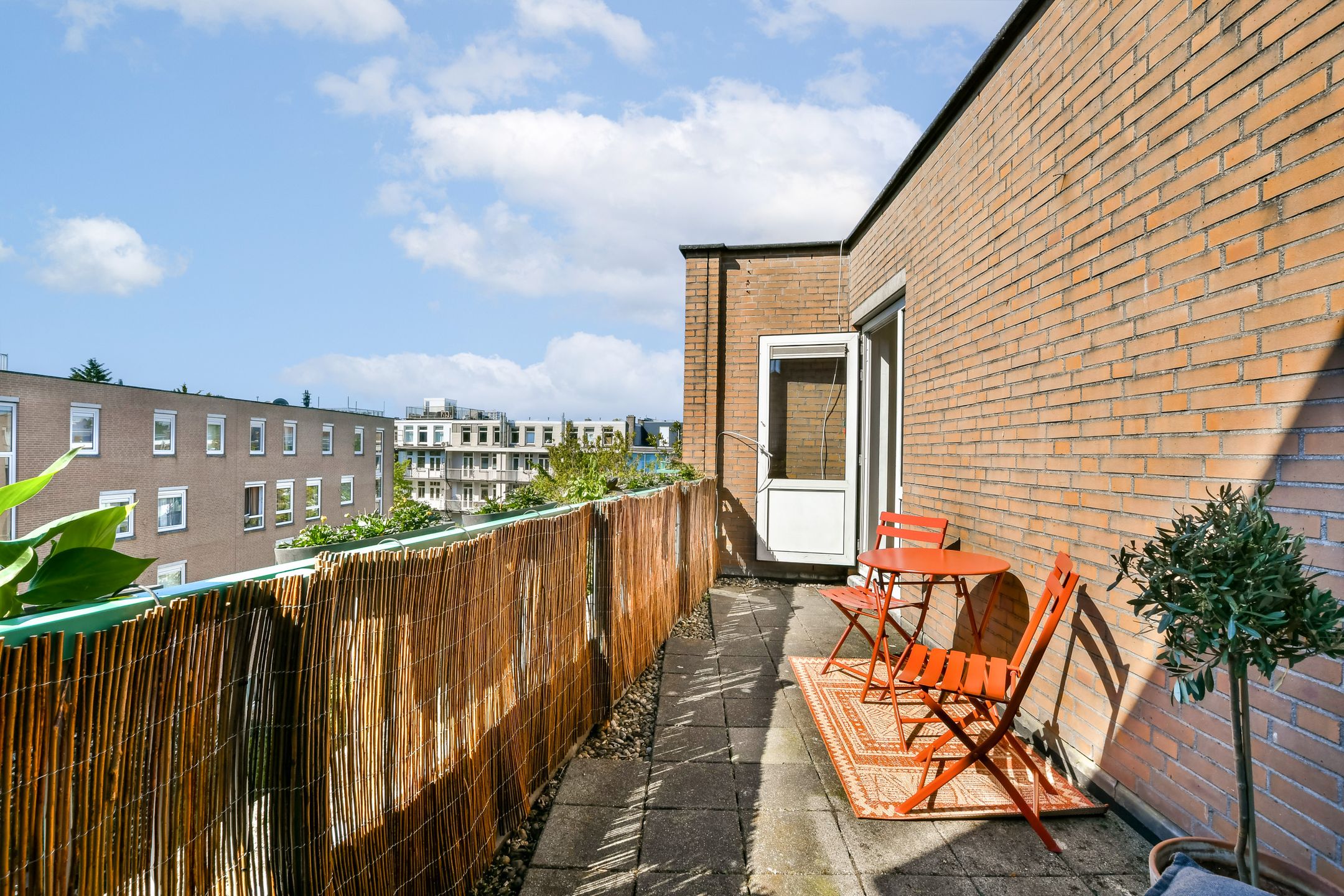 Foto van Molukkenstraat 94E, Amsterdam