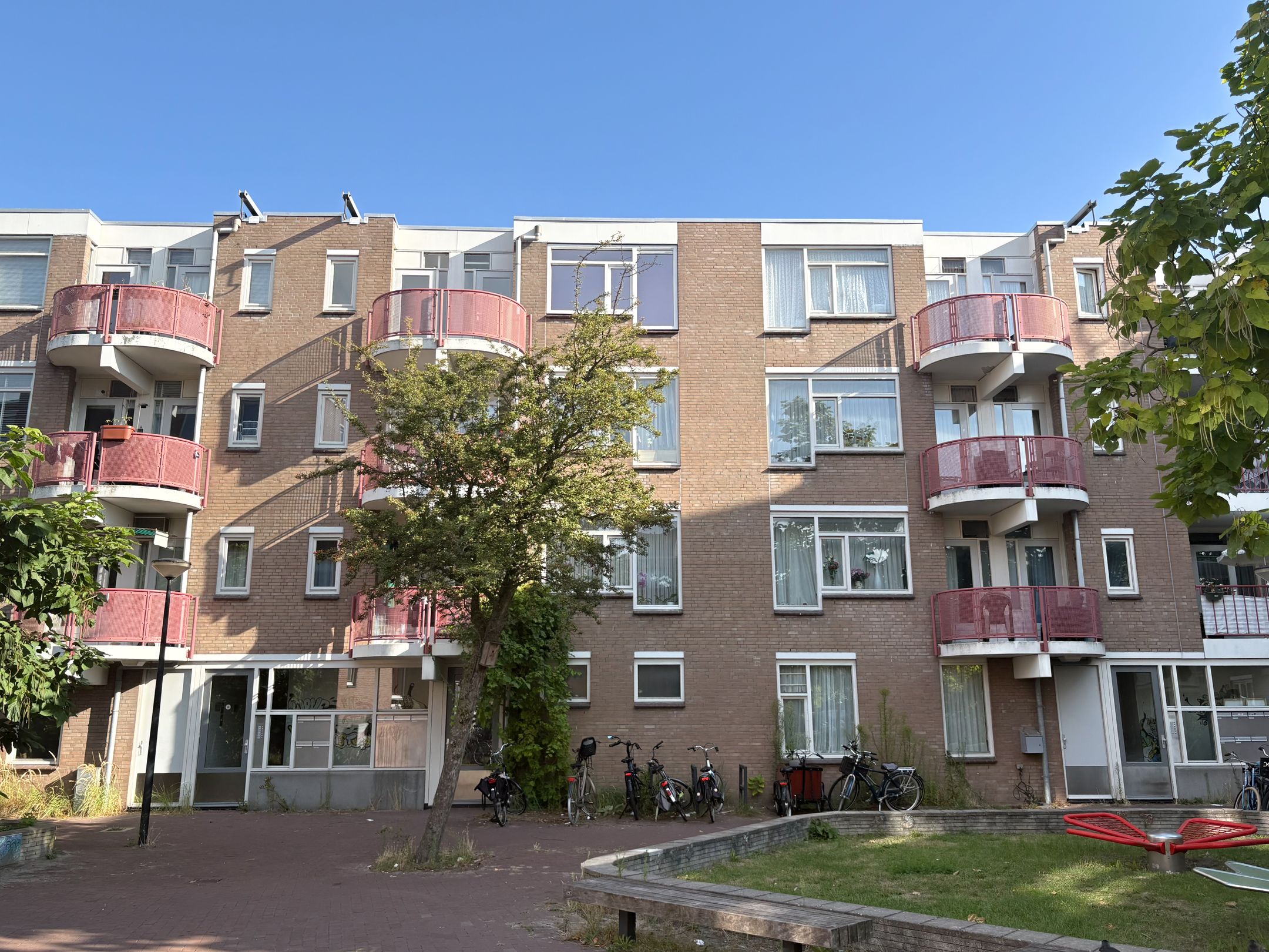 Foto van Minahassastraat 21, Amsterdam