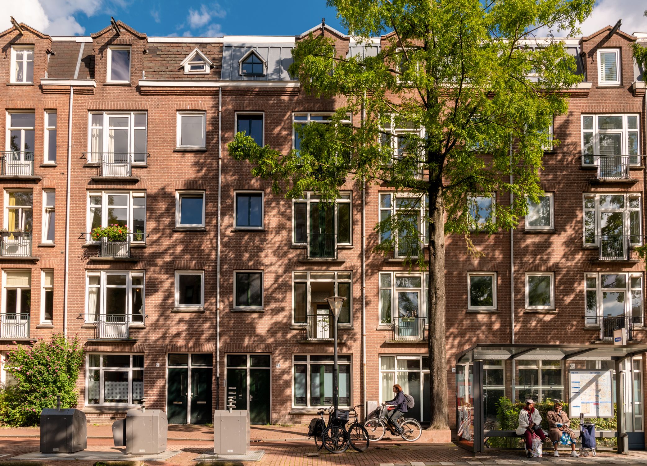 Foto van Molukkenstraat 611, Amsterdam