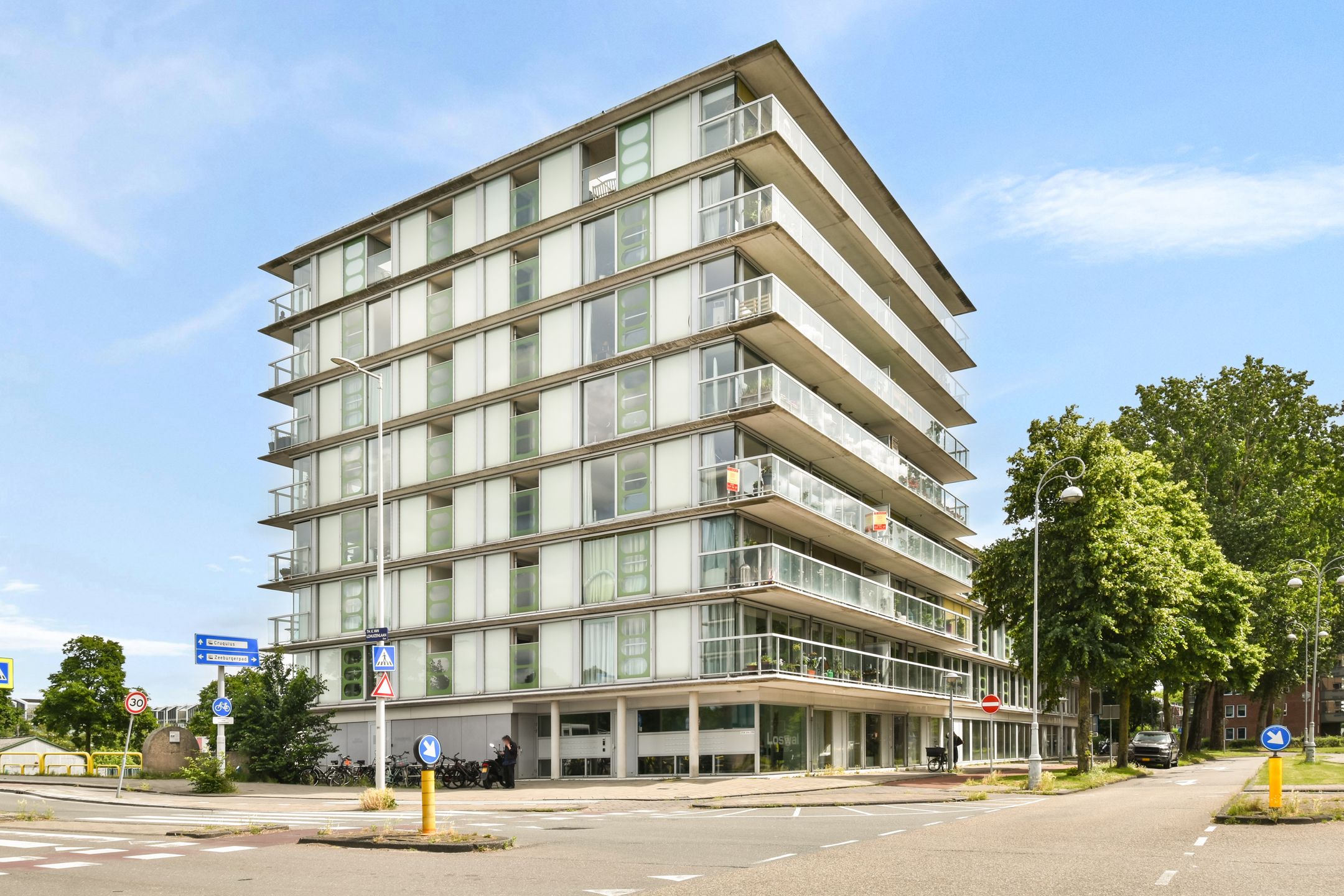 Foto van Th. K. van Lohuizenlaan 234, Amsterdam