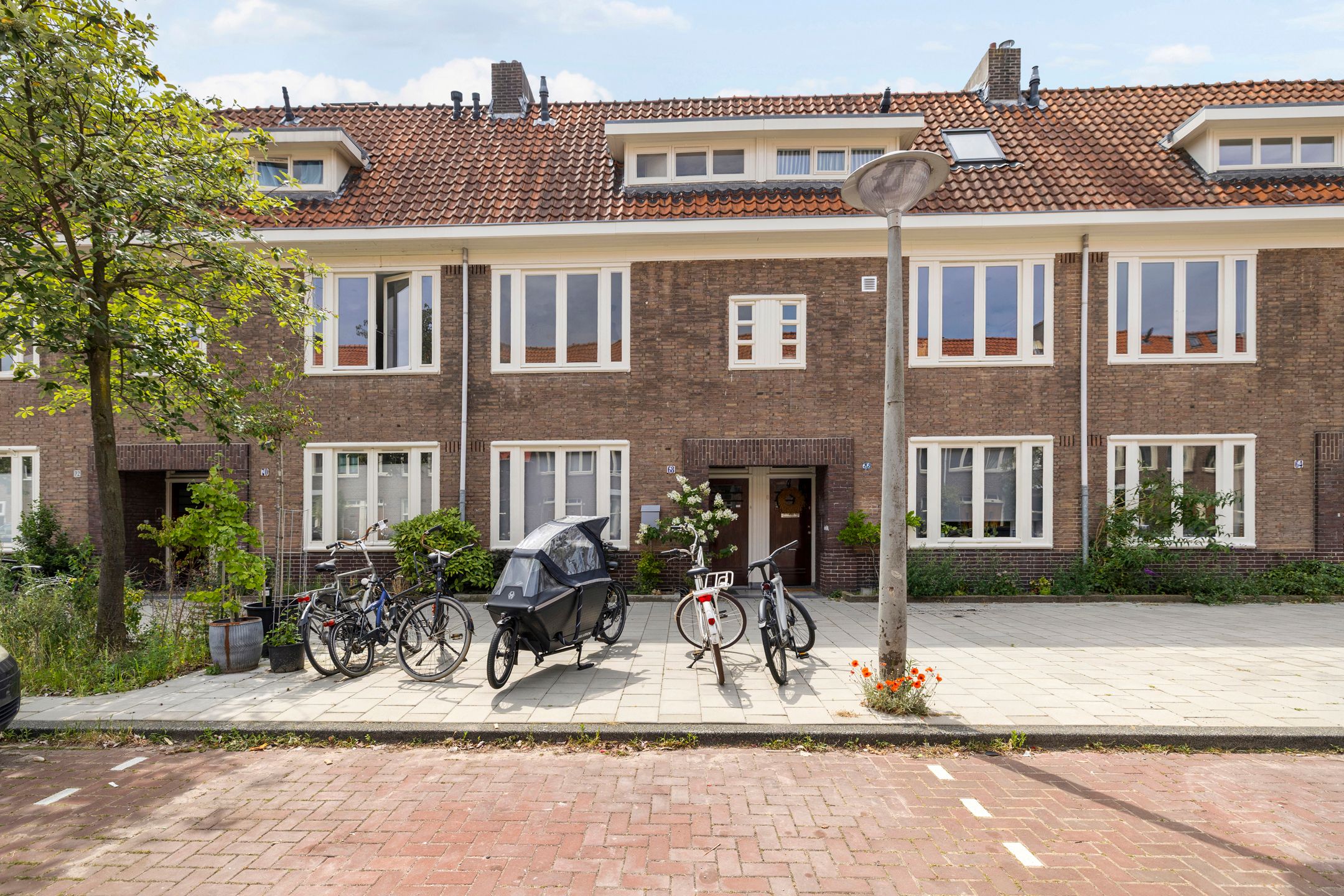 Foto van Mr. P.N. Arntzeniusweg 681, Amsterdam