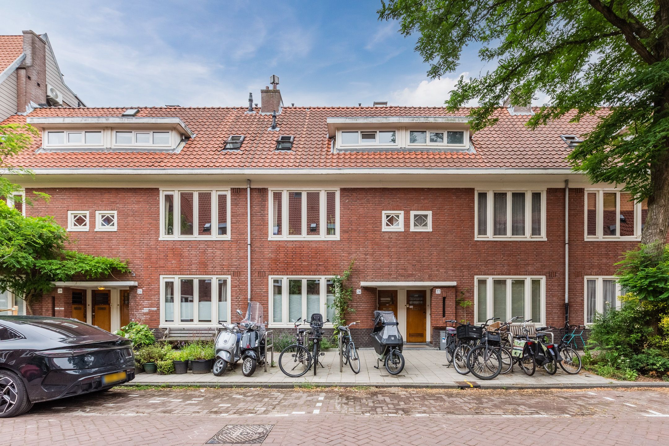 Foto van Laplacestraat 24, Amsterdam