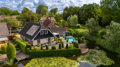 Foto van Venusschelp 9, Diemen