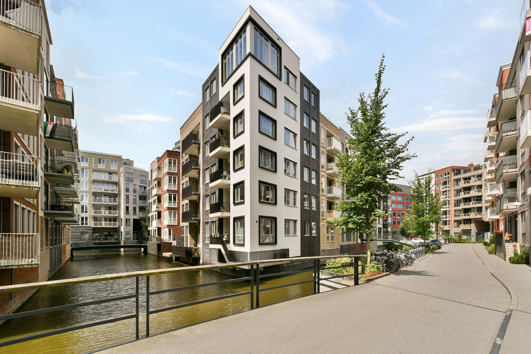 Foto van Charley Tooropgracht 167, Diemen