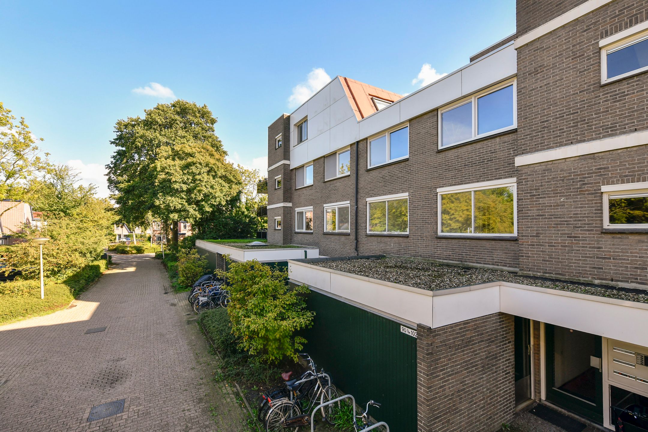 Foto van Michaëlplein 100, Duivendrecht