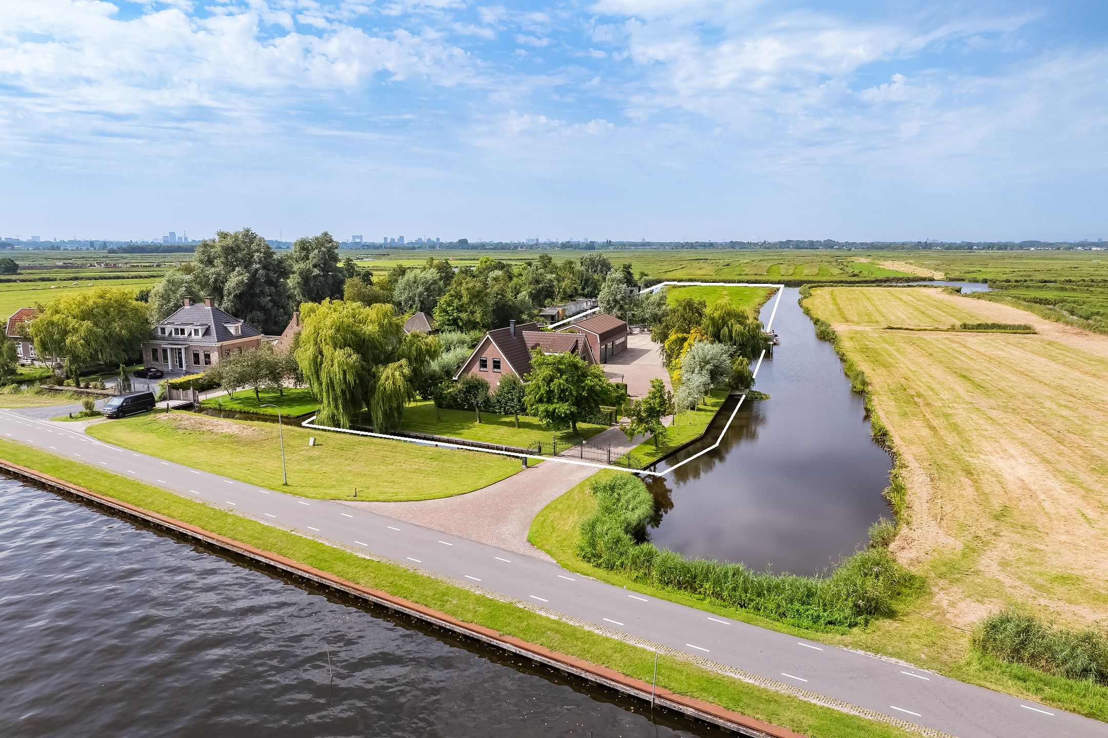 Foto van Kanaaldijk 6, Landsmeer