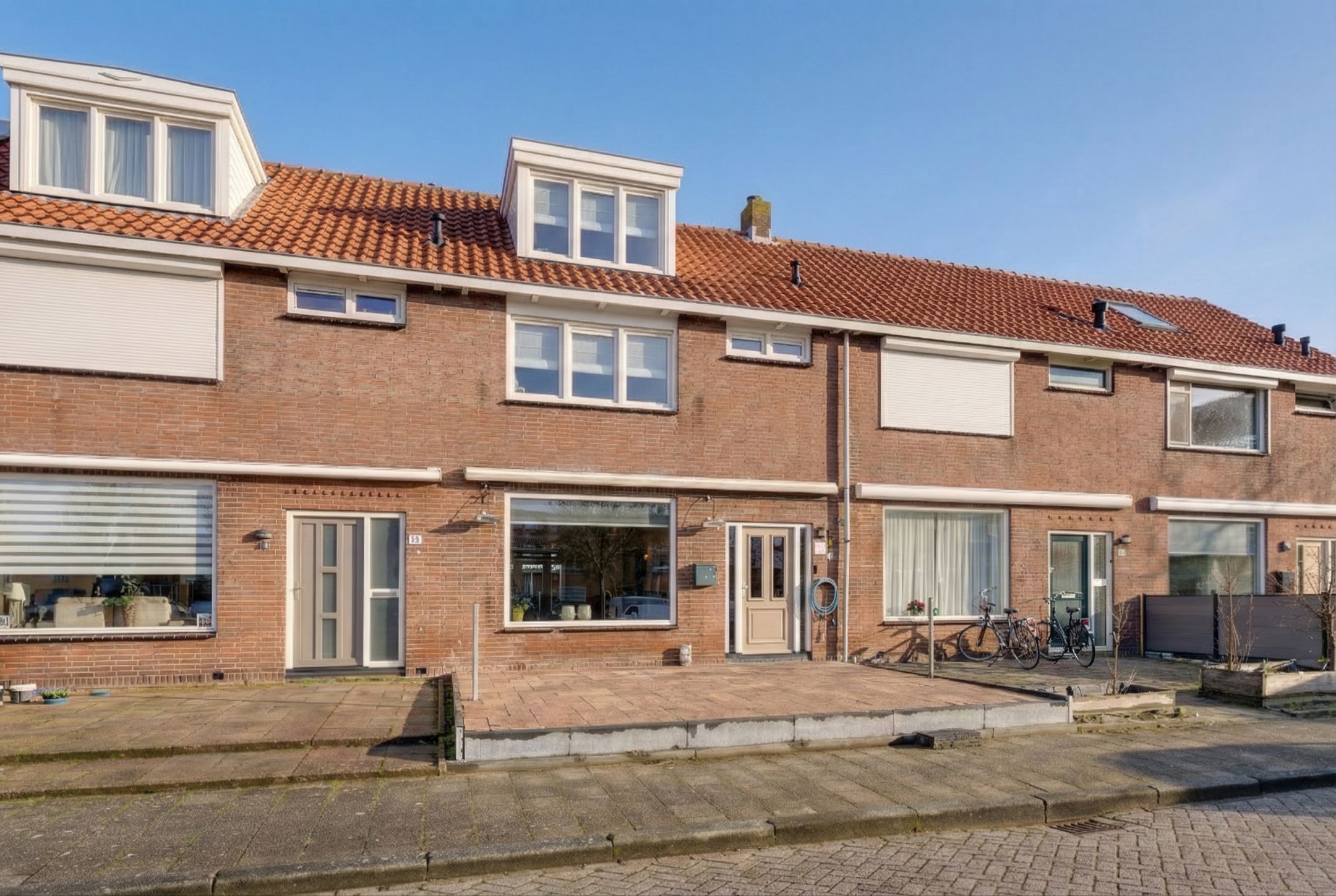 Foto van Broekerhavenplantsoen 17, Volendam