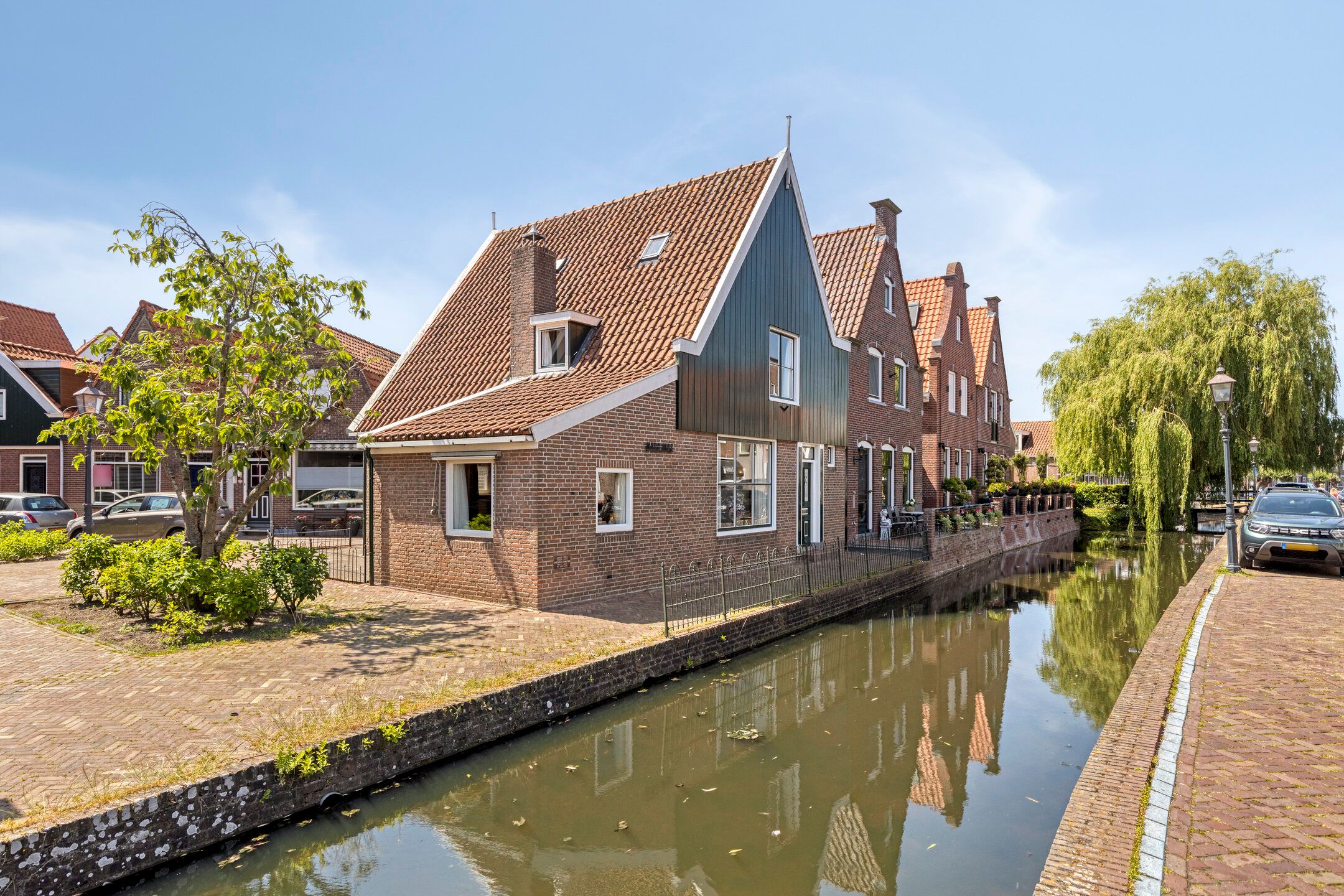 Foto van Dril 77, Volendam