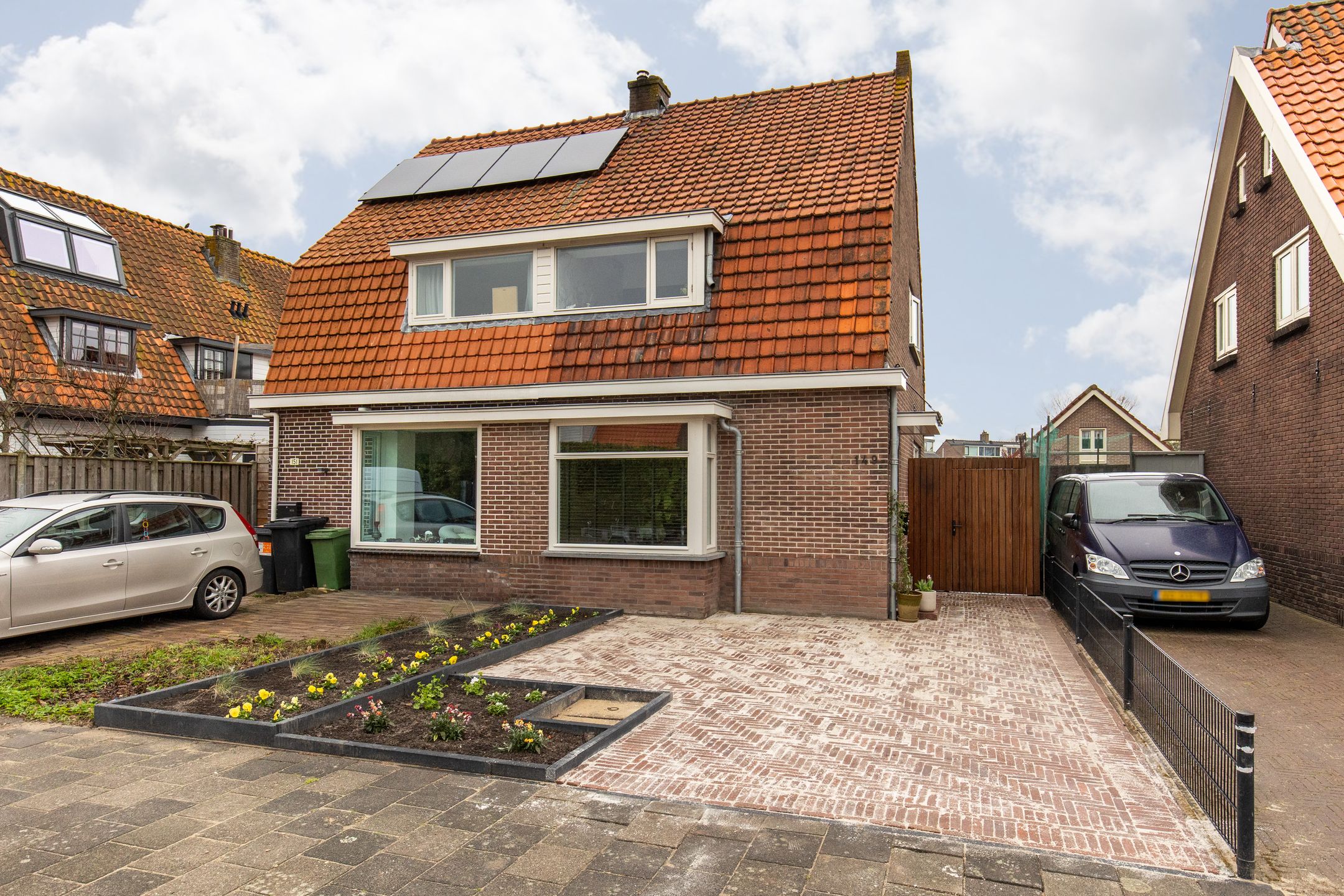 Foto van Essenlaan 149, Zwanenburg