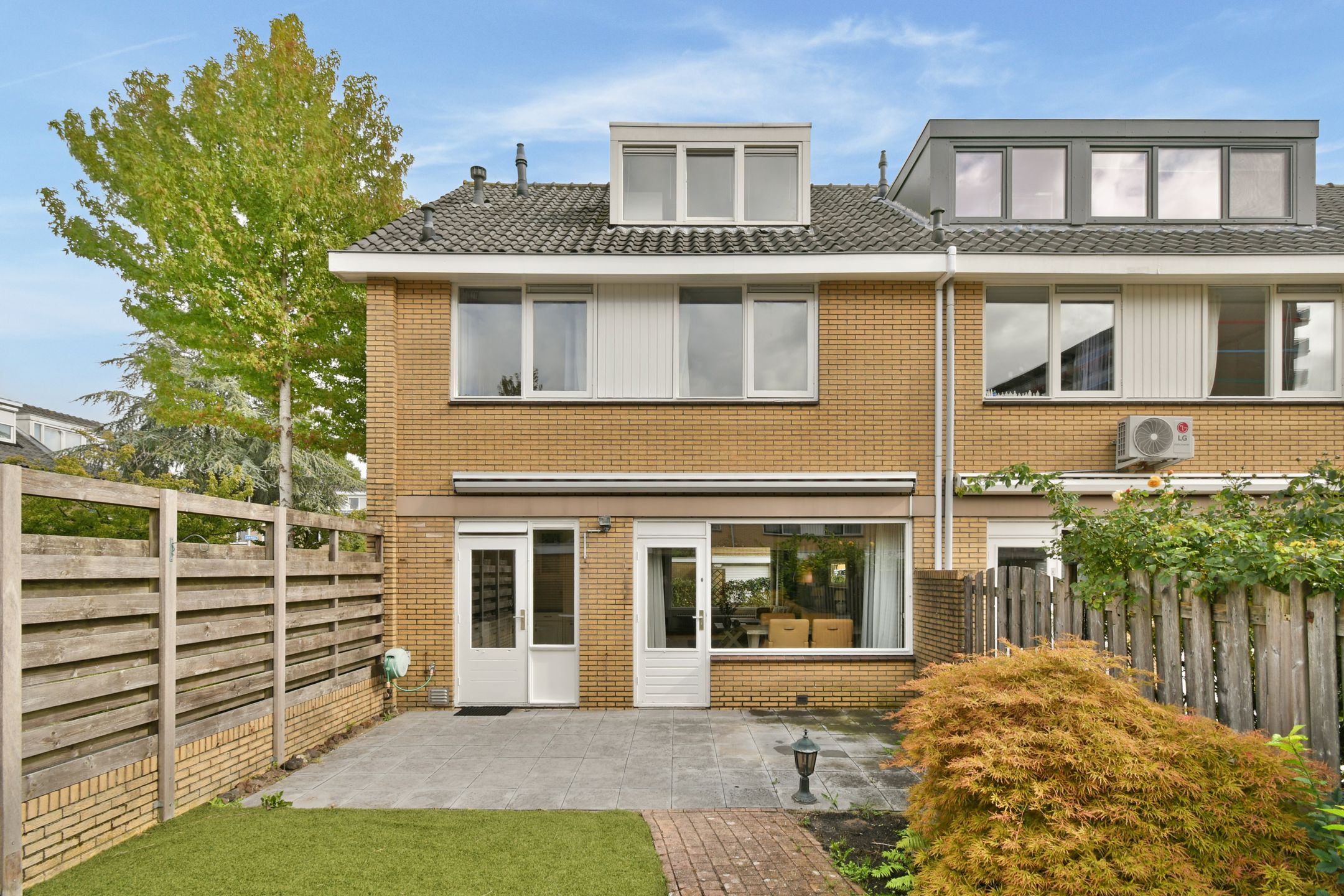 Foto van Helikon 1, Amstelveen