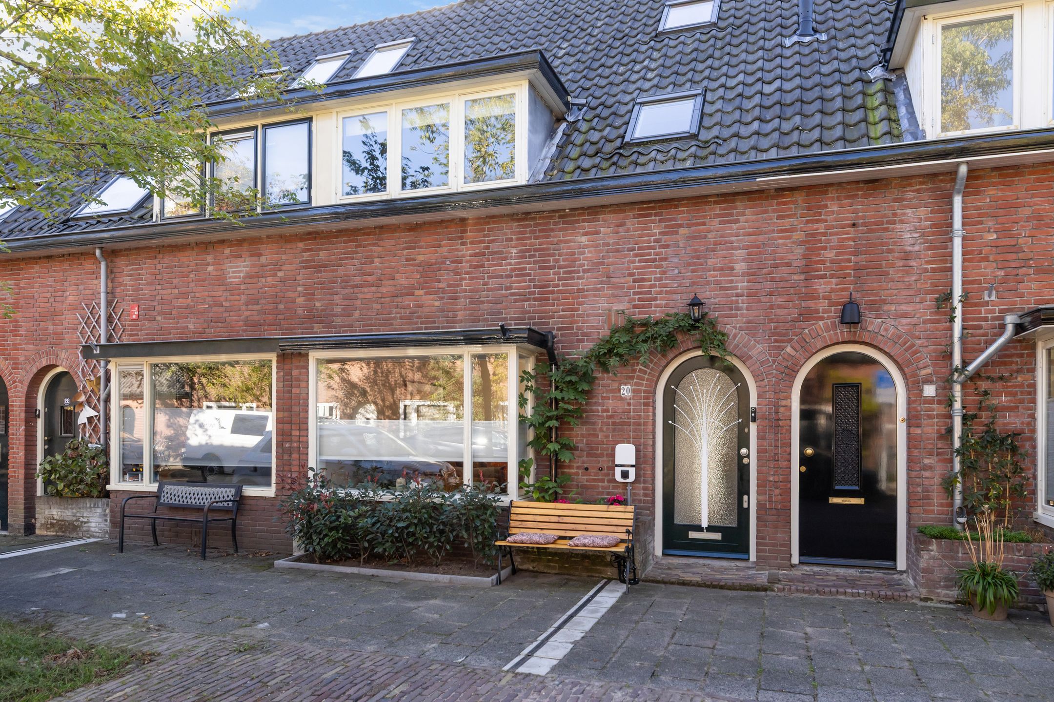 Foto van Mgr. Van de Weteringstraat 20, Hilversum