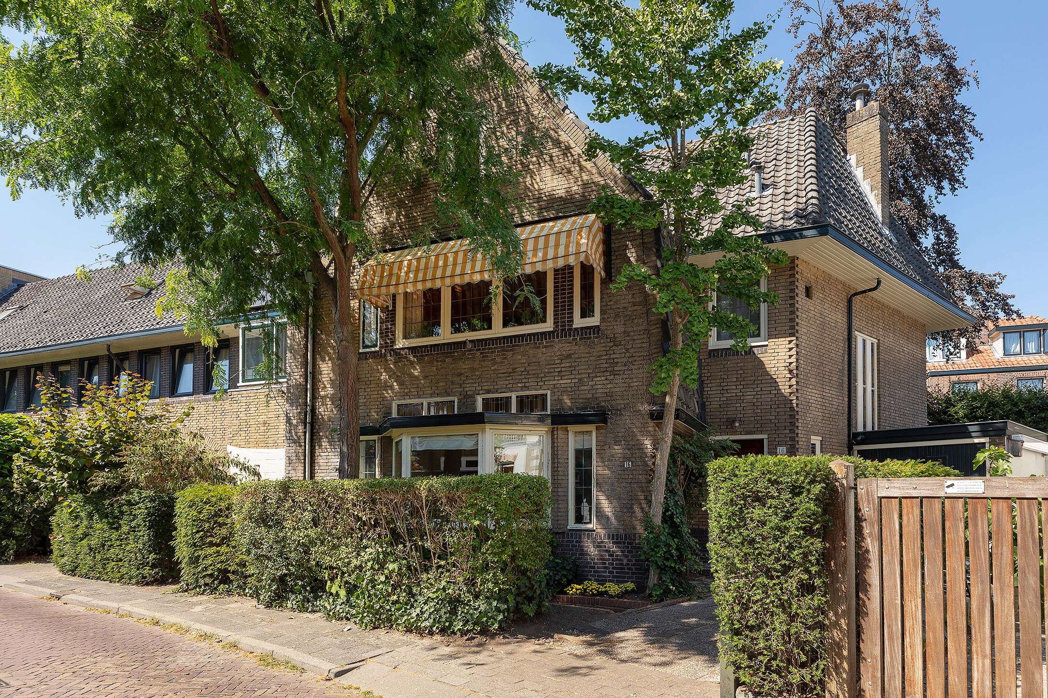 Foto van Nassaulaan 16, Hilversum