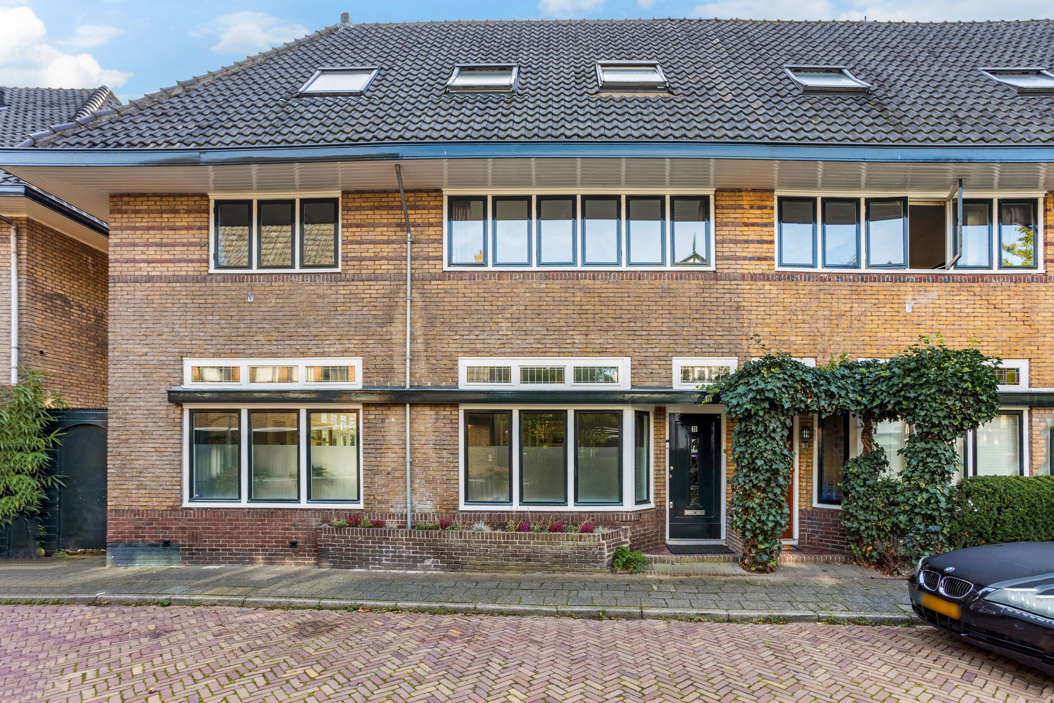 Foto van Nassaulaan 11, Hilversum