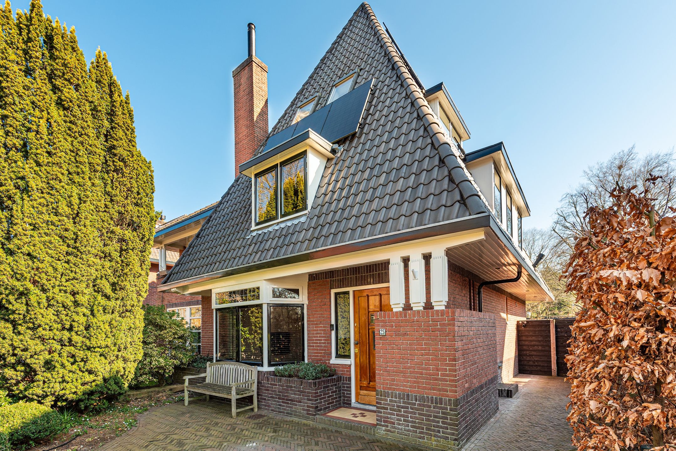 Foto van Van der Helstlaan 25, Hilversum