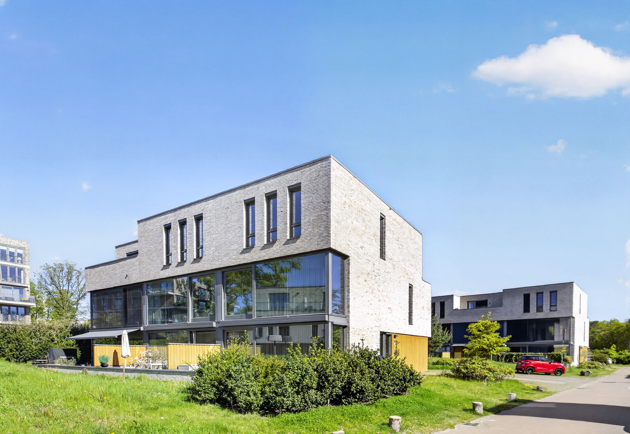 Foto van Struikheidelaan 71, Hilversum
