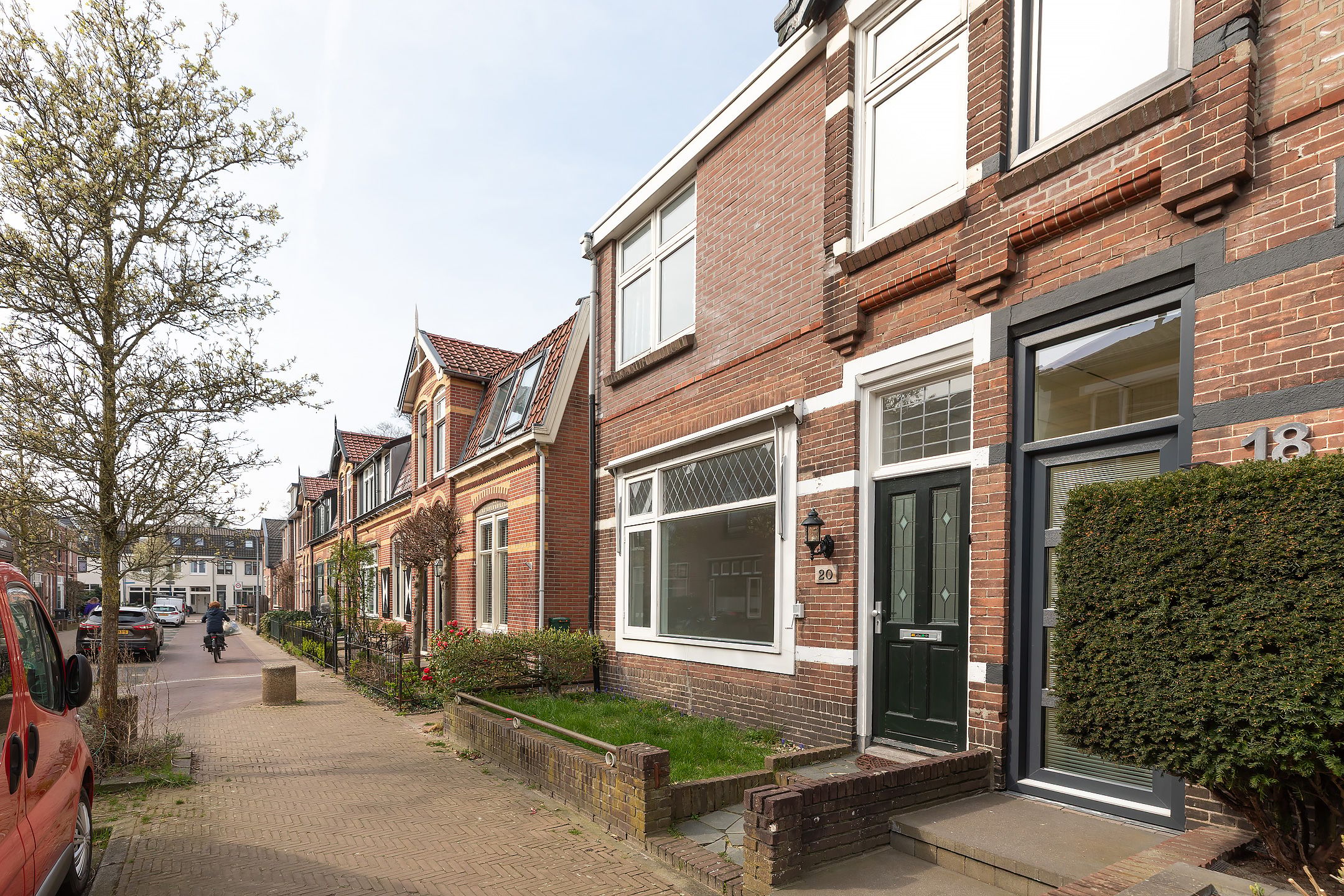 Foto van Dahliastraat 20, Hilversum