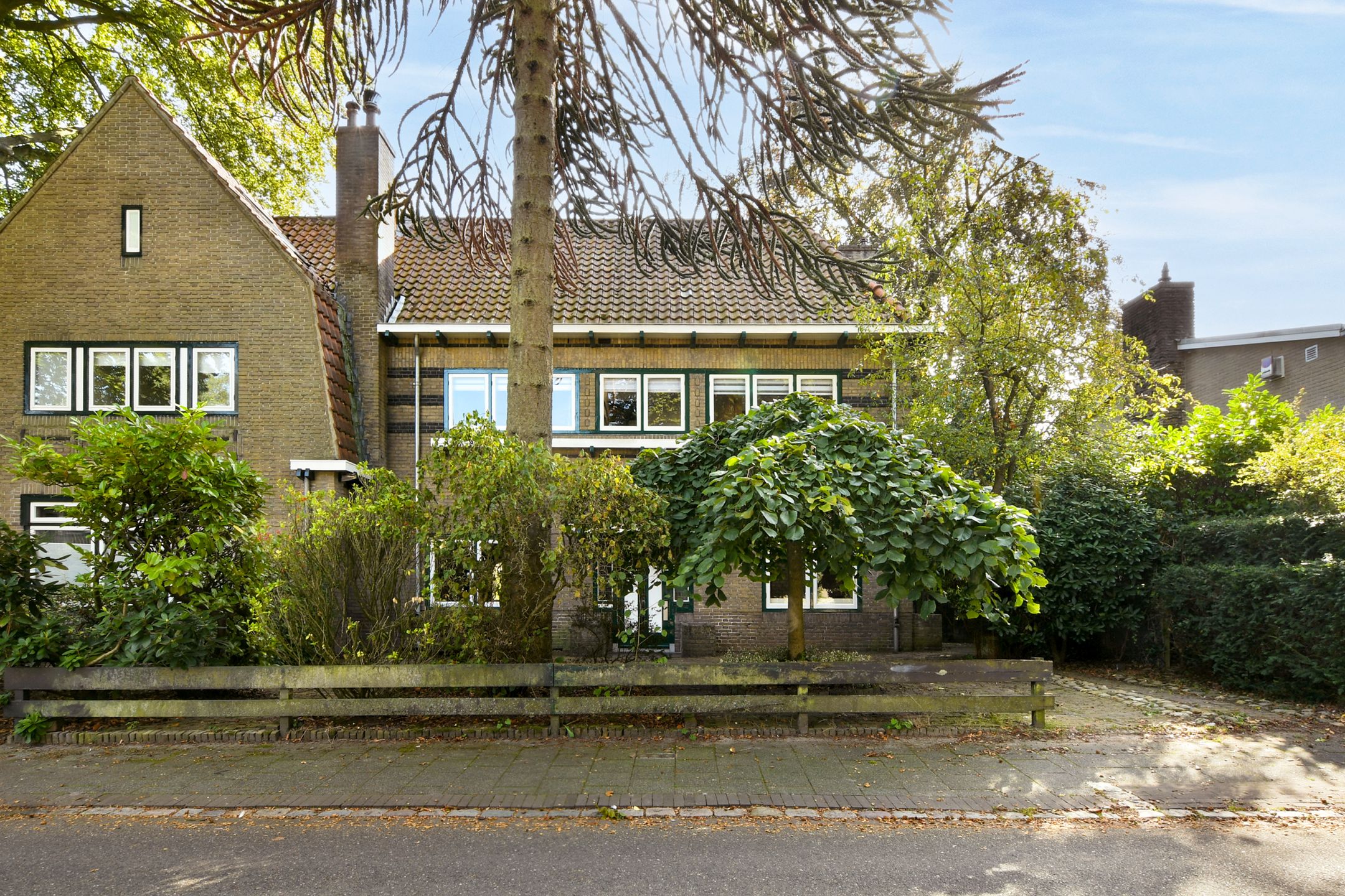 Foto van Albertus Perkstraat 47, Hilversum