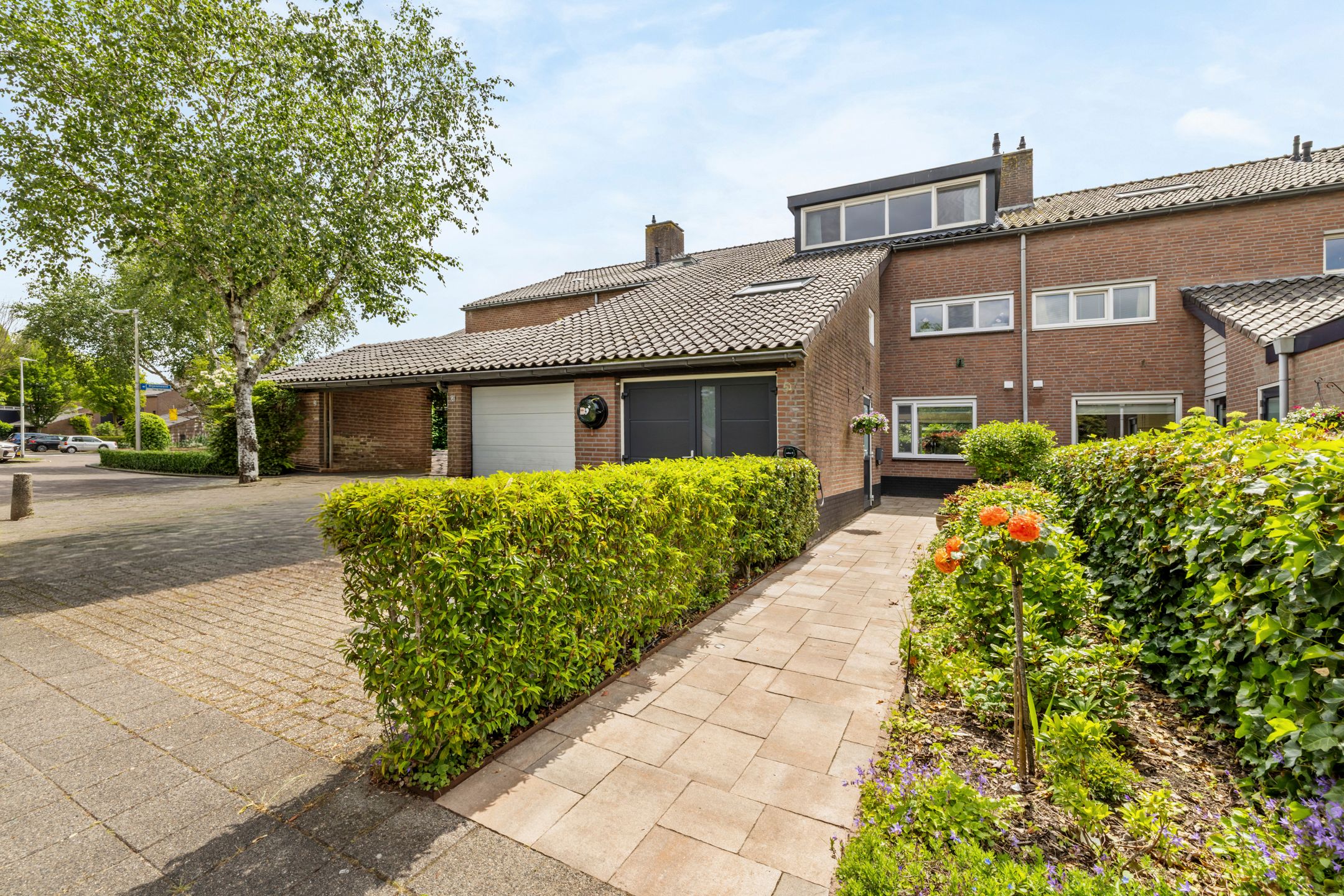 Foto van Bijenmeent 57, Hilversum