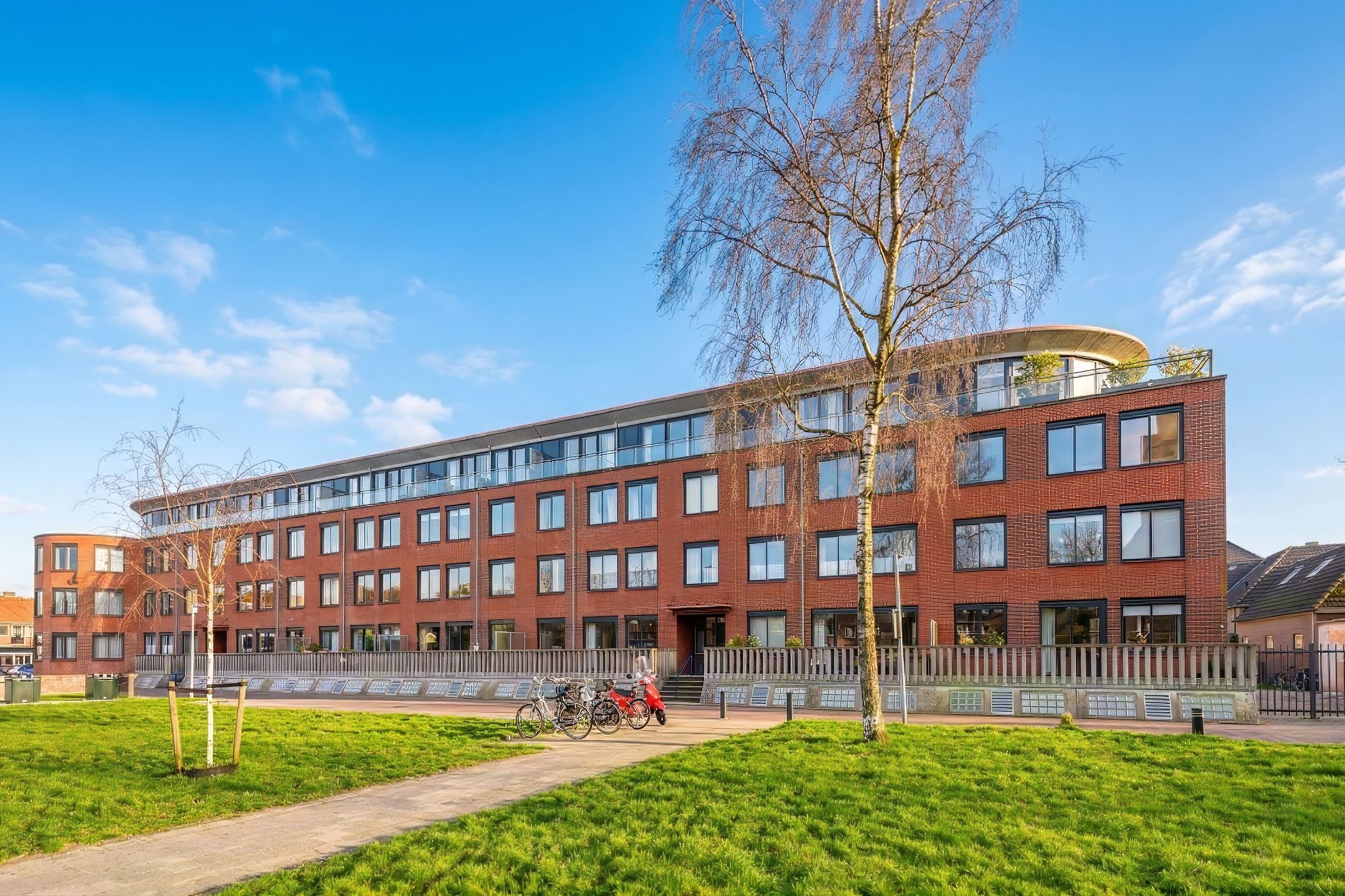 Foto van Dr. P.J.H. Cuypersplein 133, Hilversum
