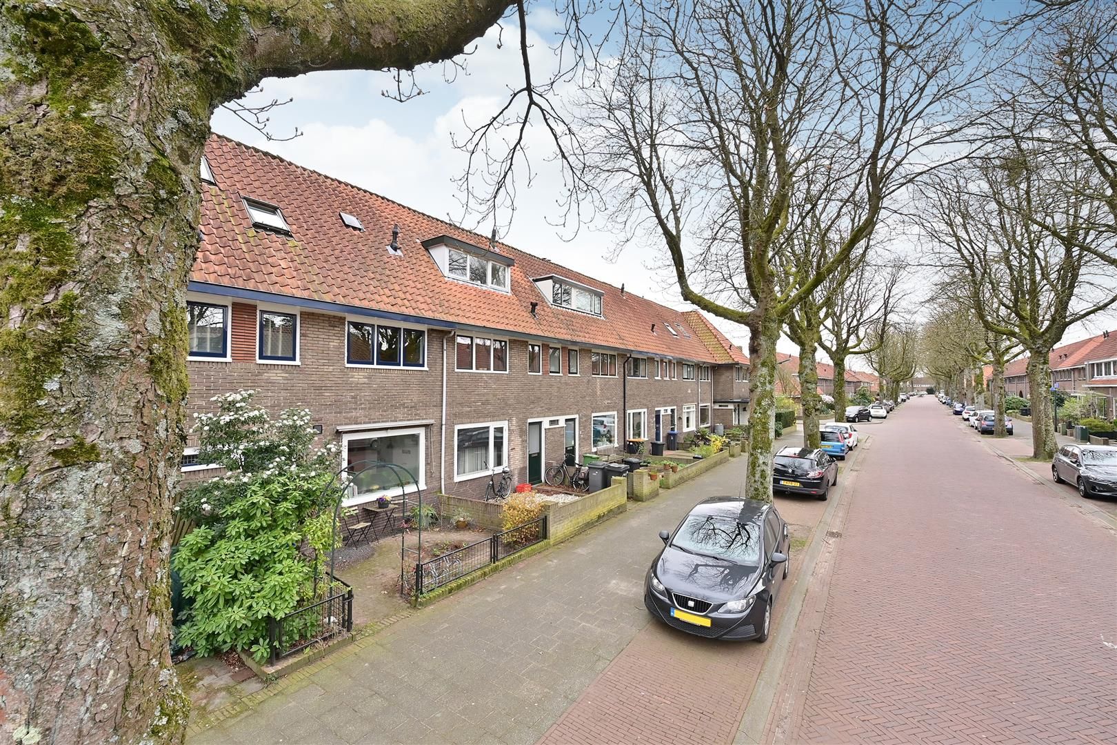 Foto van Van de Sande Bakhuyzenstraat 64, Hilversum
