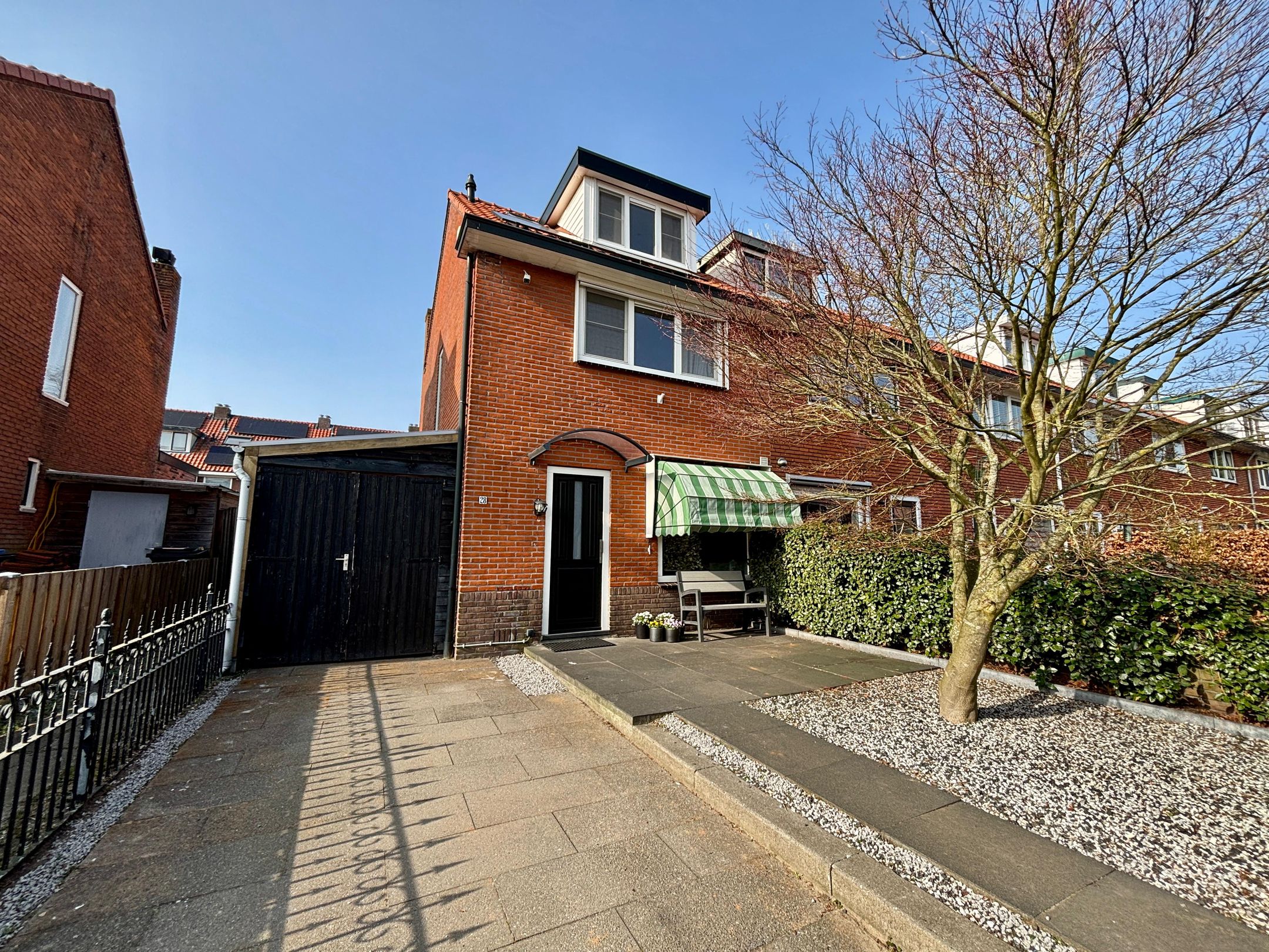 Foto van Curiestraat 28, Hilversum