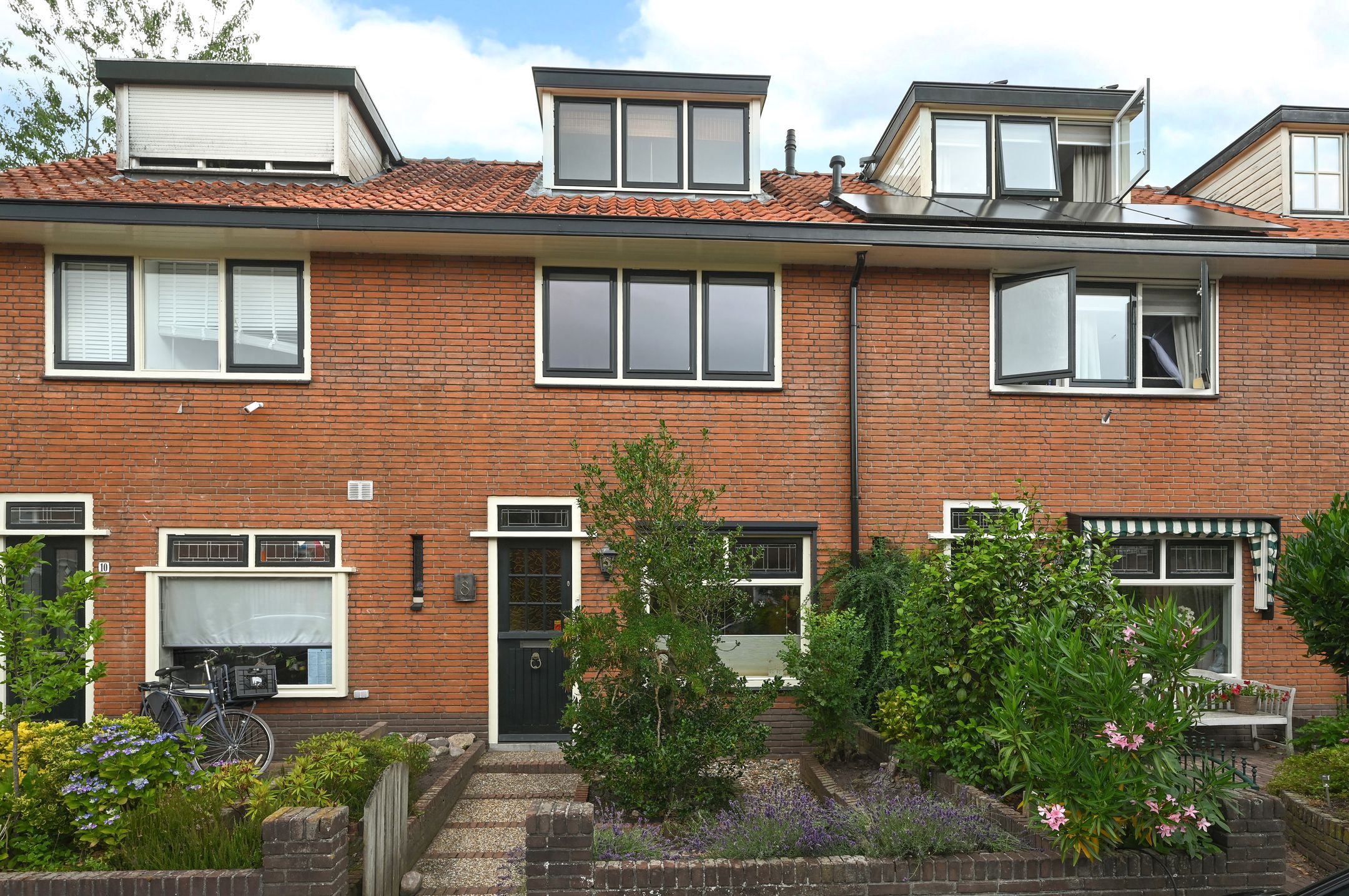 Foto van Curiestraat 8, Hilversum