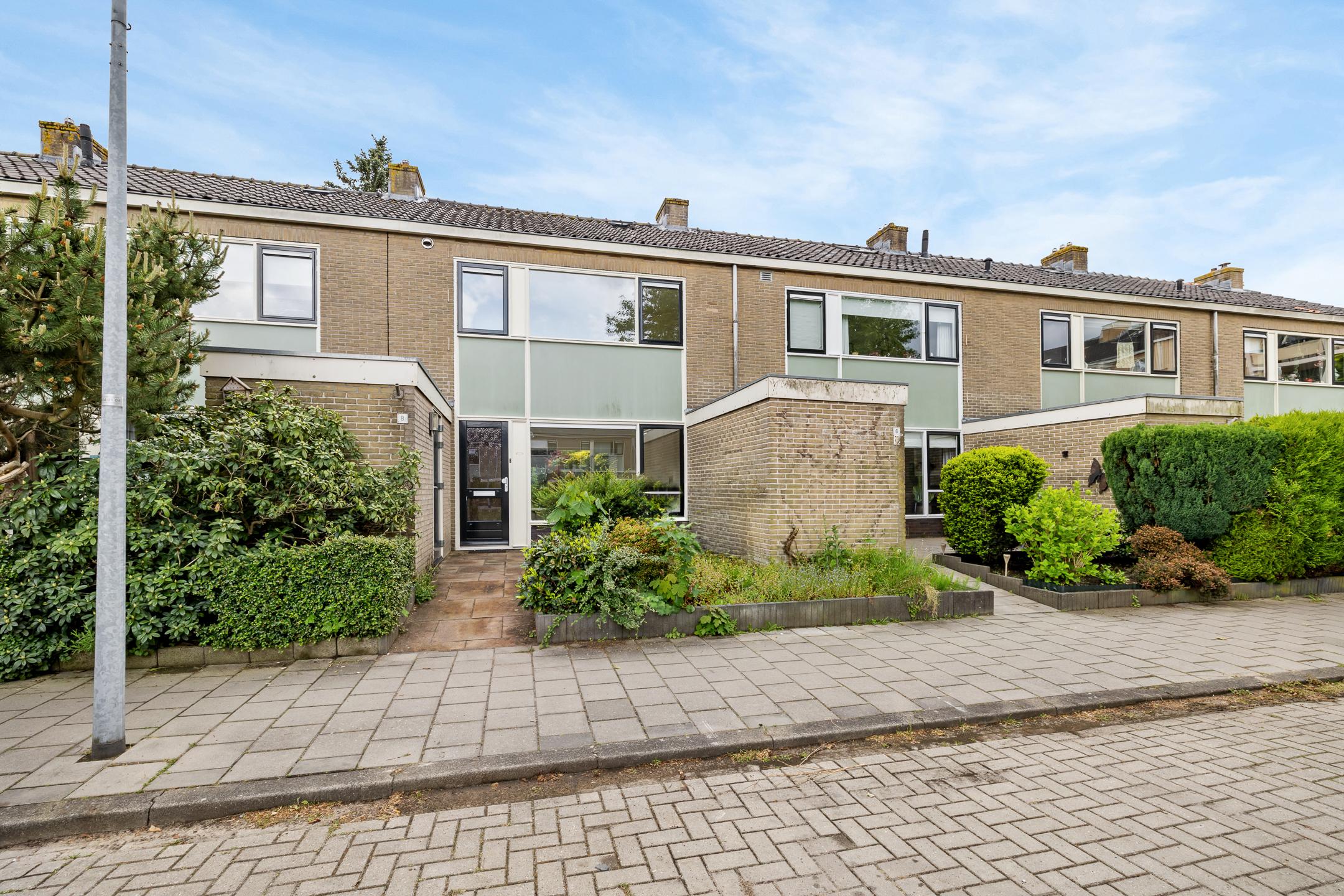 Foto van Aardjesberg 8, Hilversum