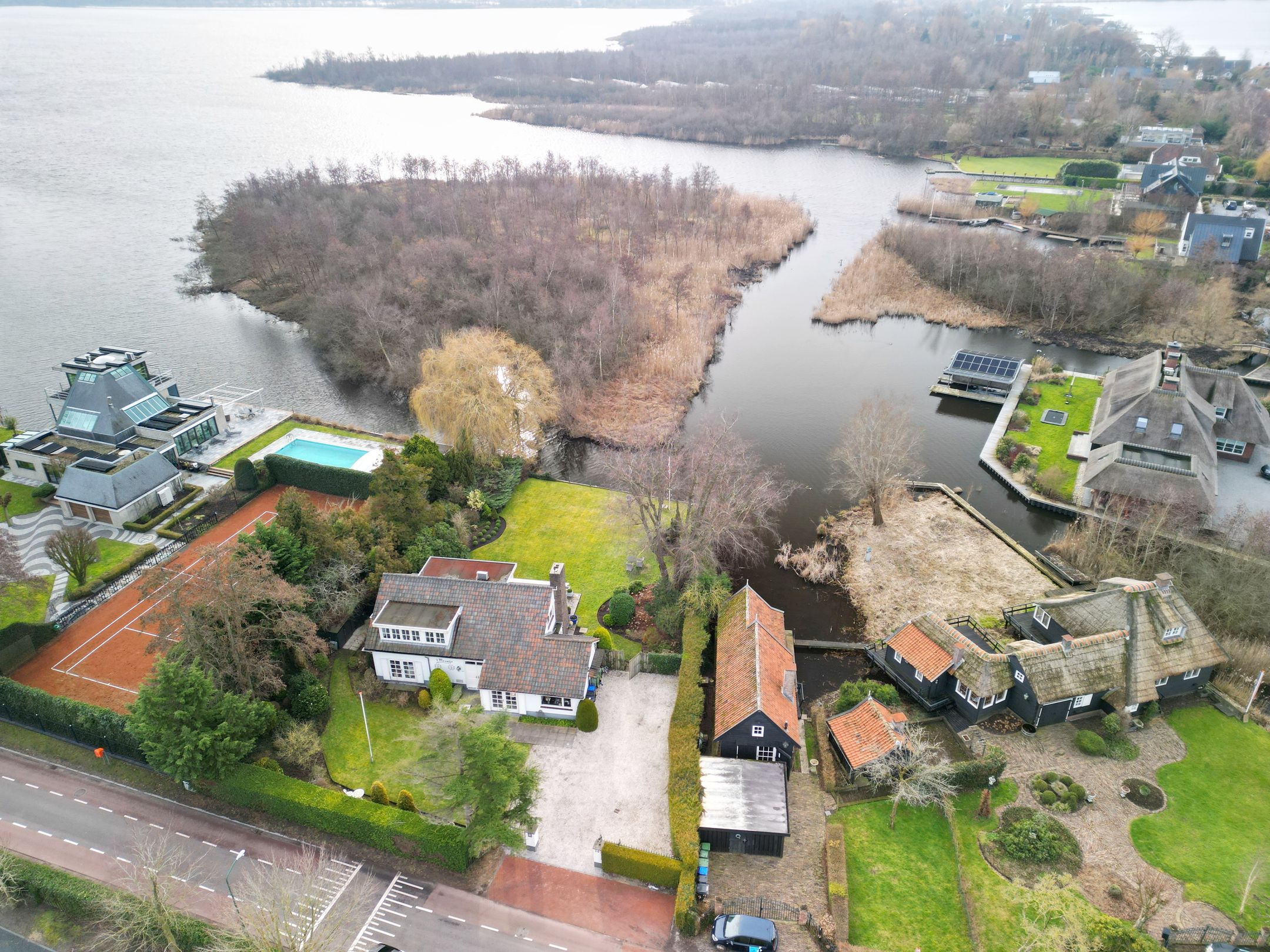 Foto van Nieuw-Loosdrechtsedijk 297, Loosdrecht