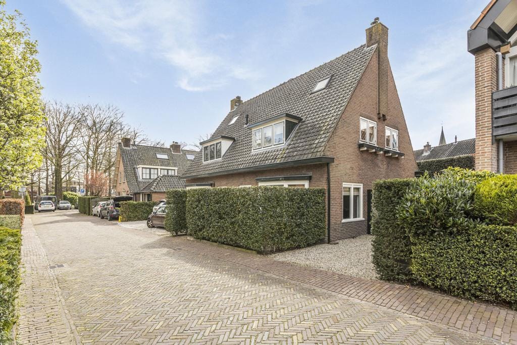 Foto van Cornelis Bakkerlaan 1a, Laren (NH)