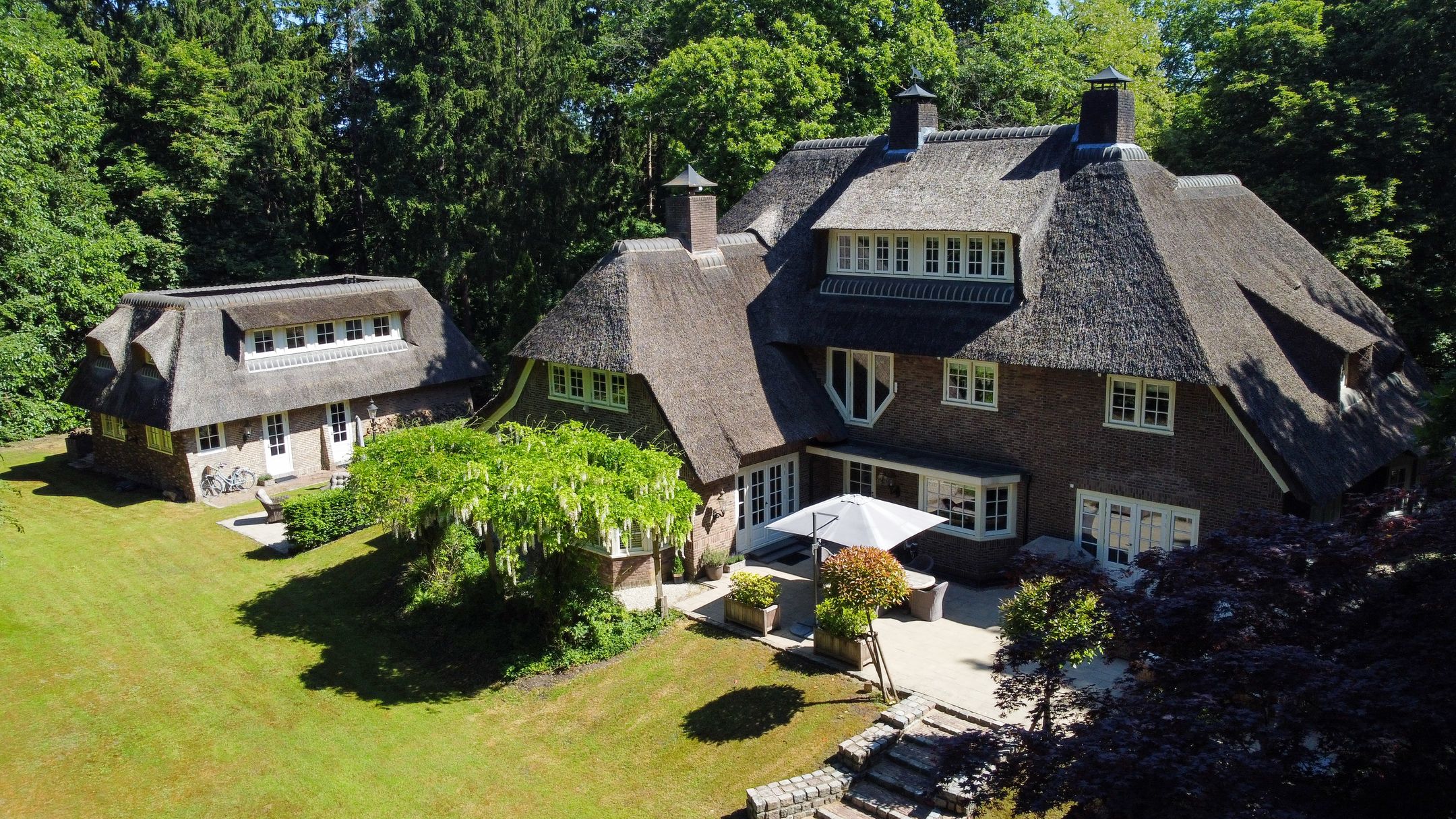 Foto van Rijksweg-West 5, Laren (NH)