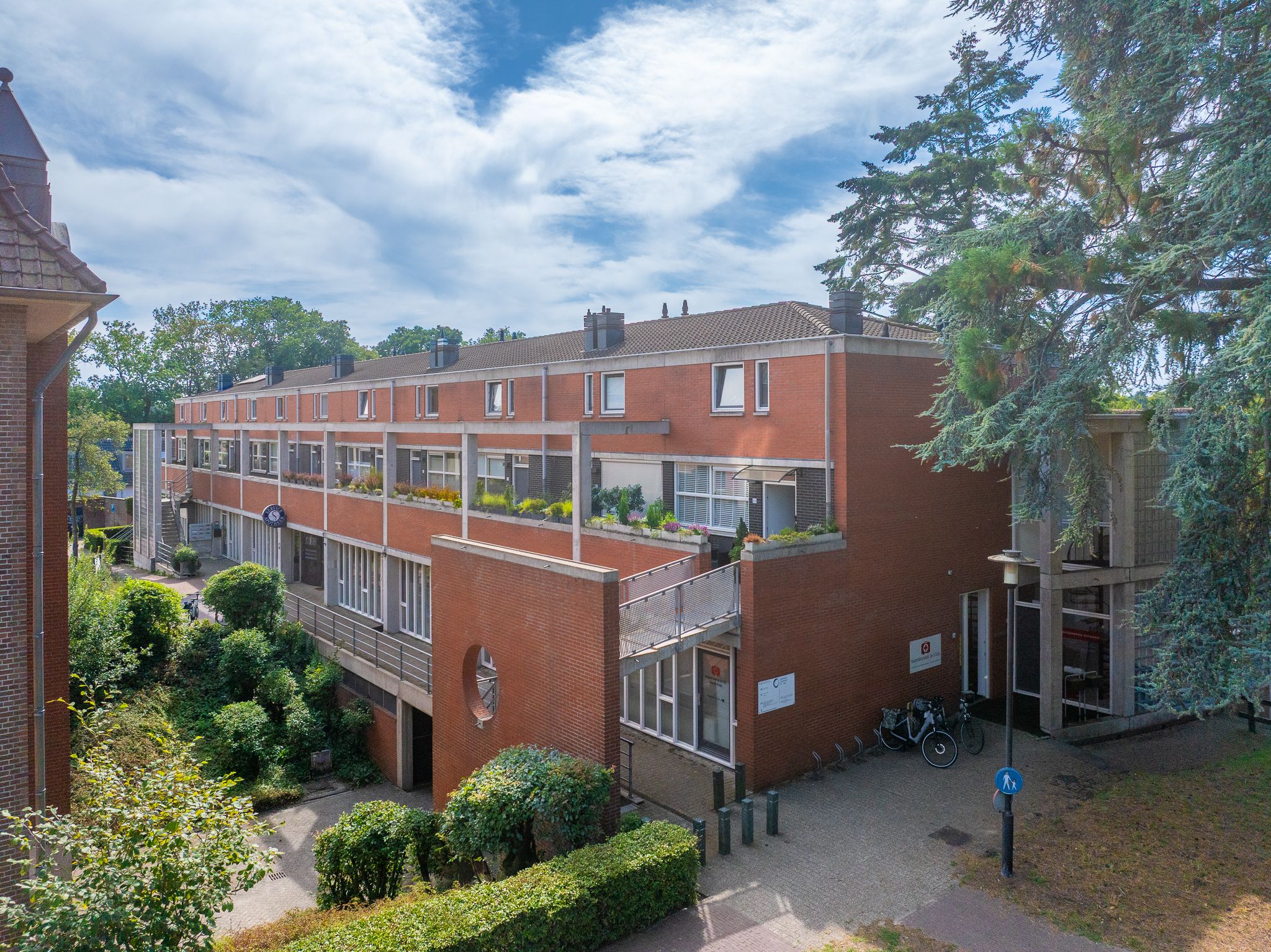 Foto van Pastoor Hendrikspark 48, Laren (NH)