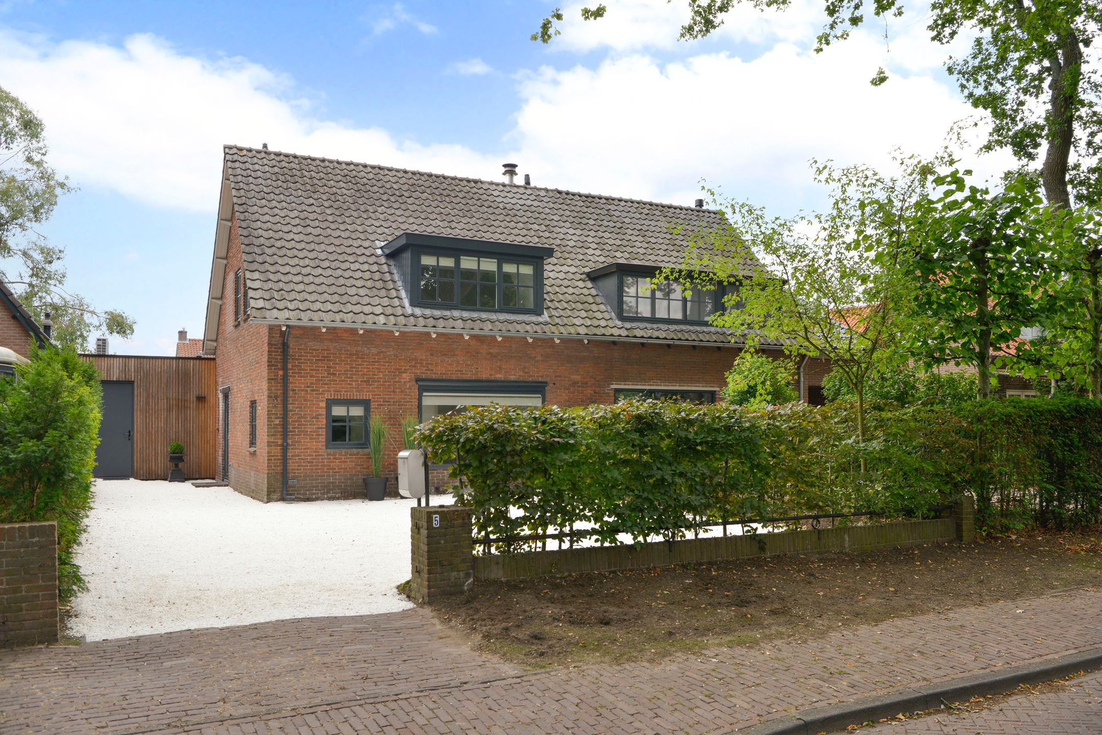 Foto van IJsbaanweg 5, Laren (NH)