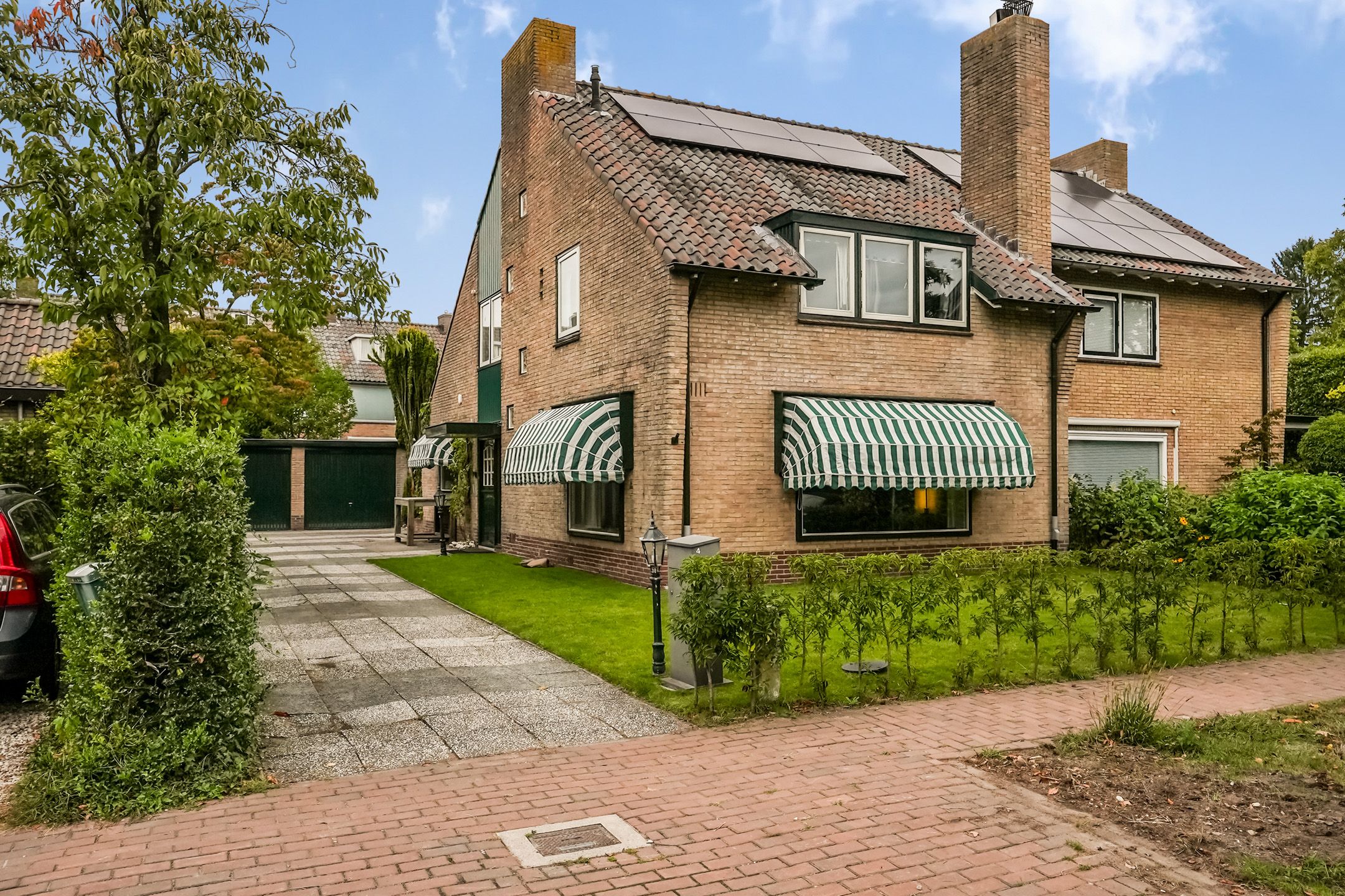 Foto van Veerweg 4, Laren (NH)
