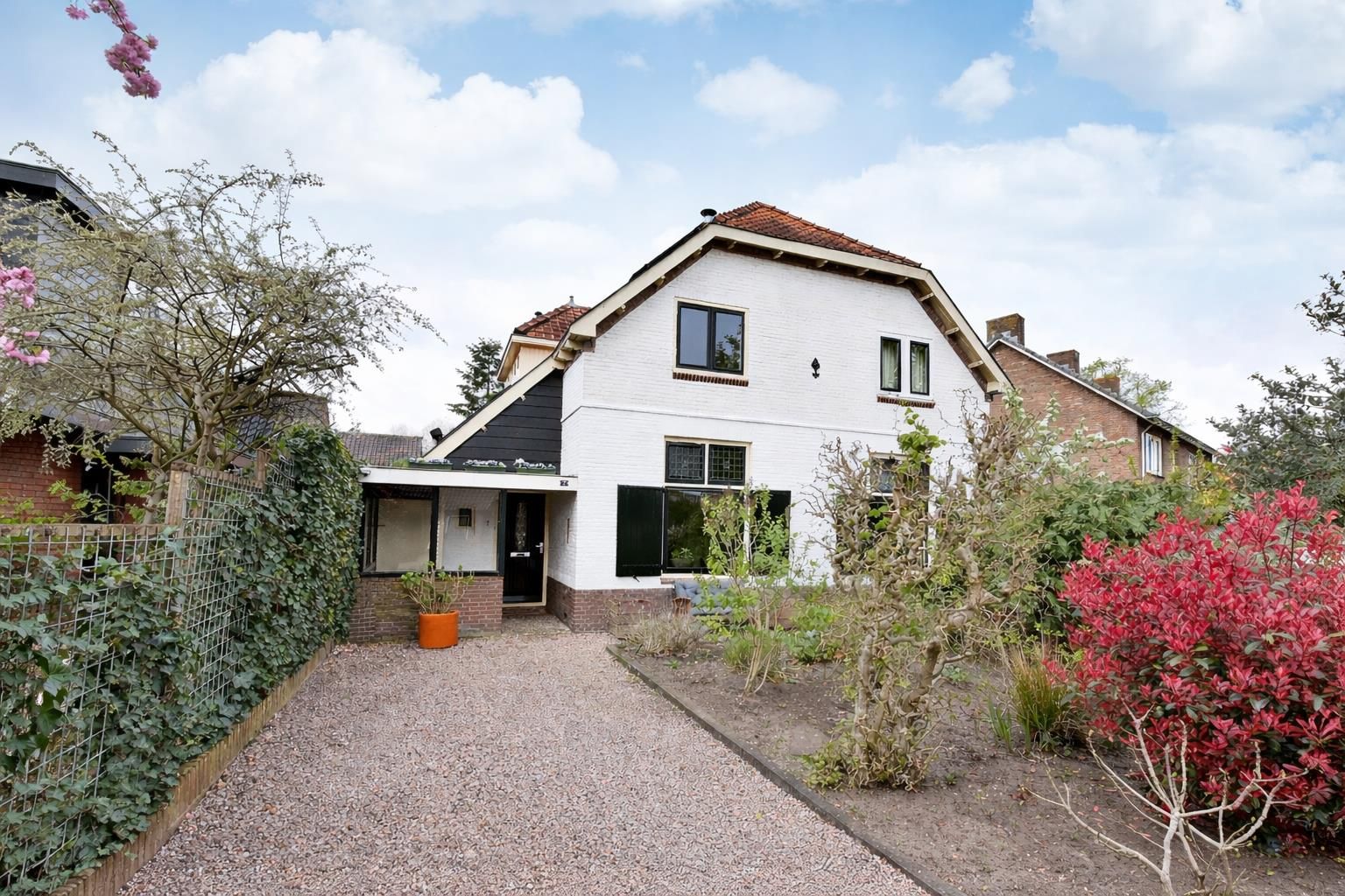 Foto van Koningin Julianastraat 7, Huizen