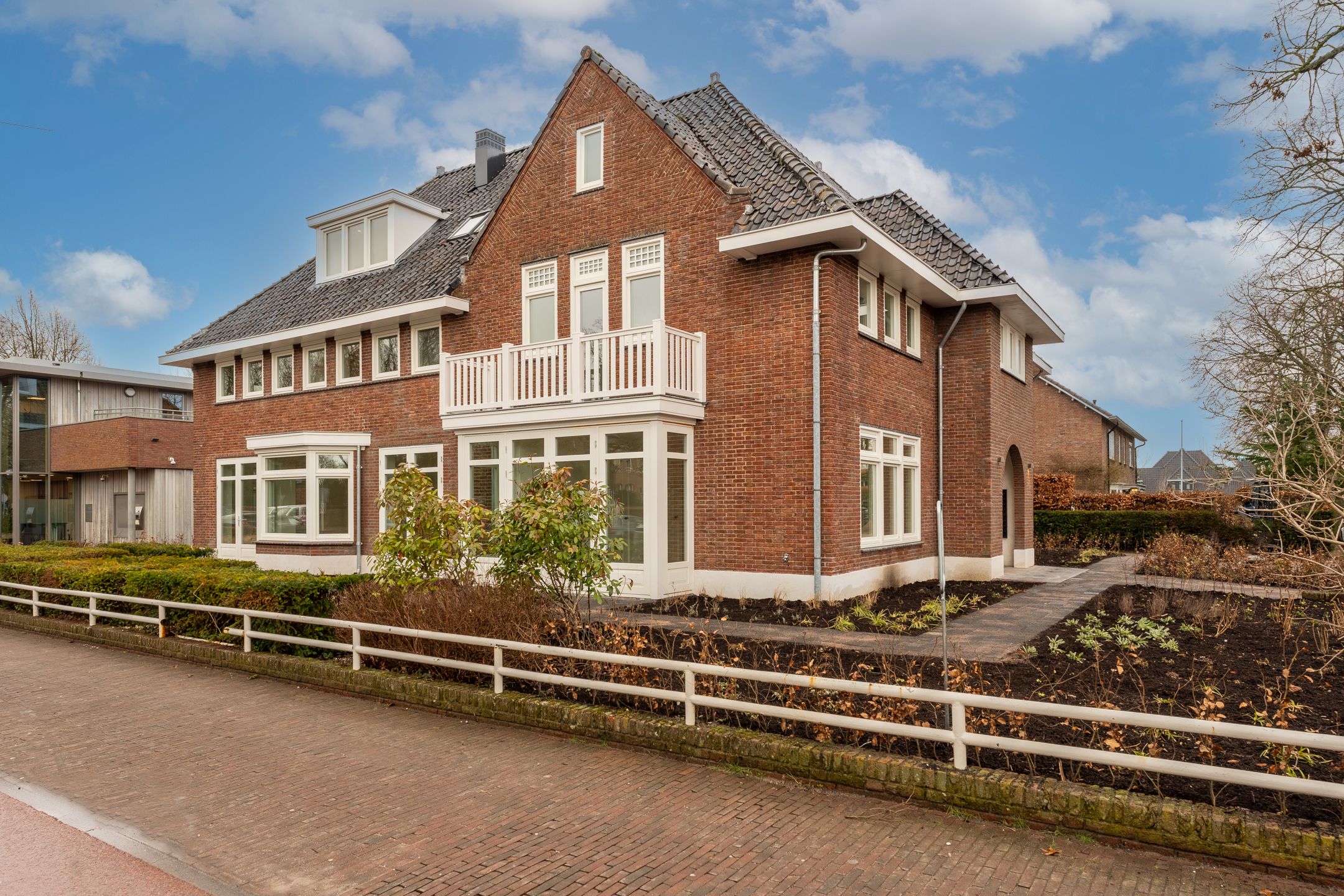 Foto van De Ruyterstraat 1h, Huizen