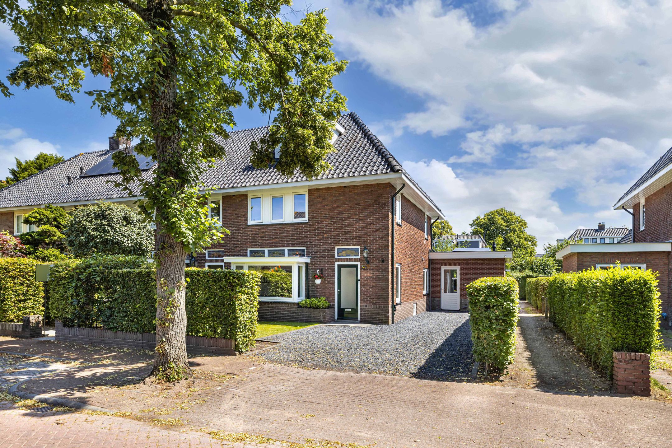 Foto van De Ruyterstraat 54, Huizen